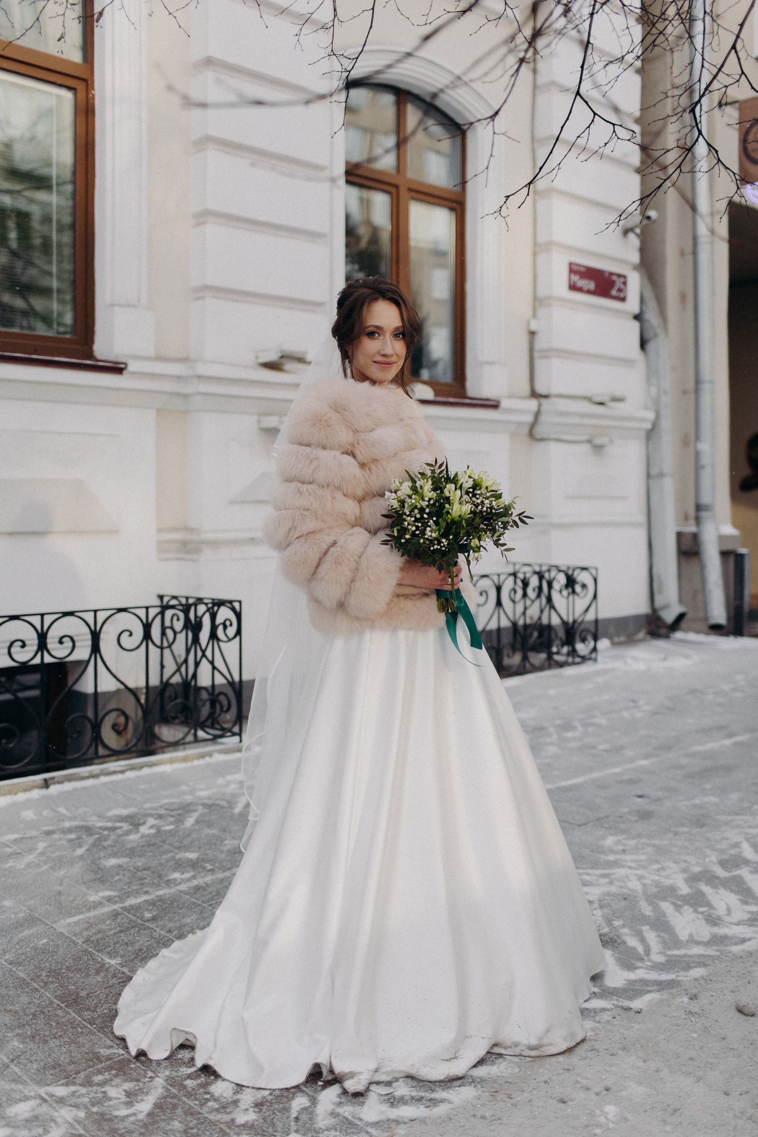 Эдуард и Вера (загс, прогулка). Фотограф свадебный семейный в Красноярске Шукшина Наталья