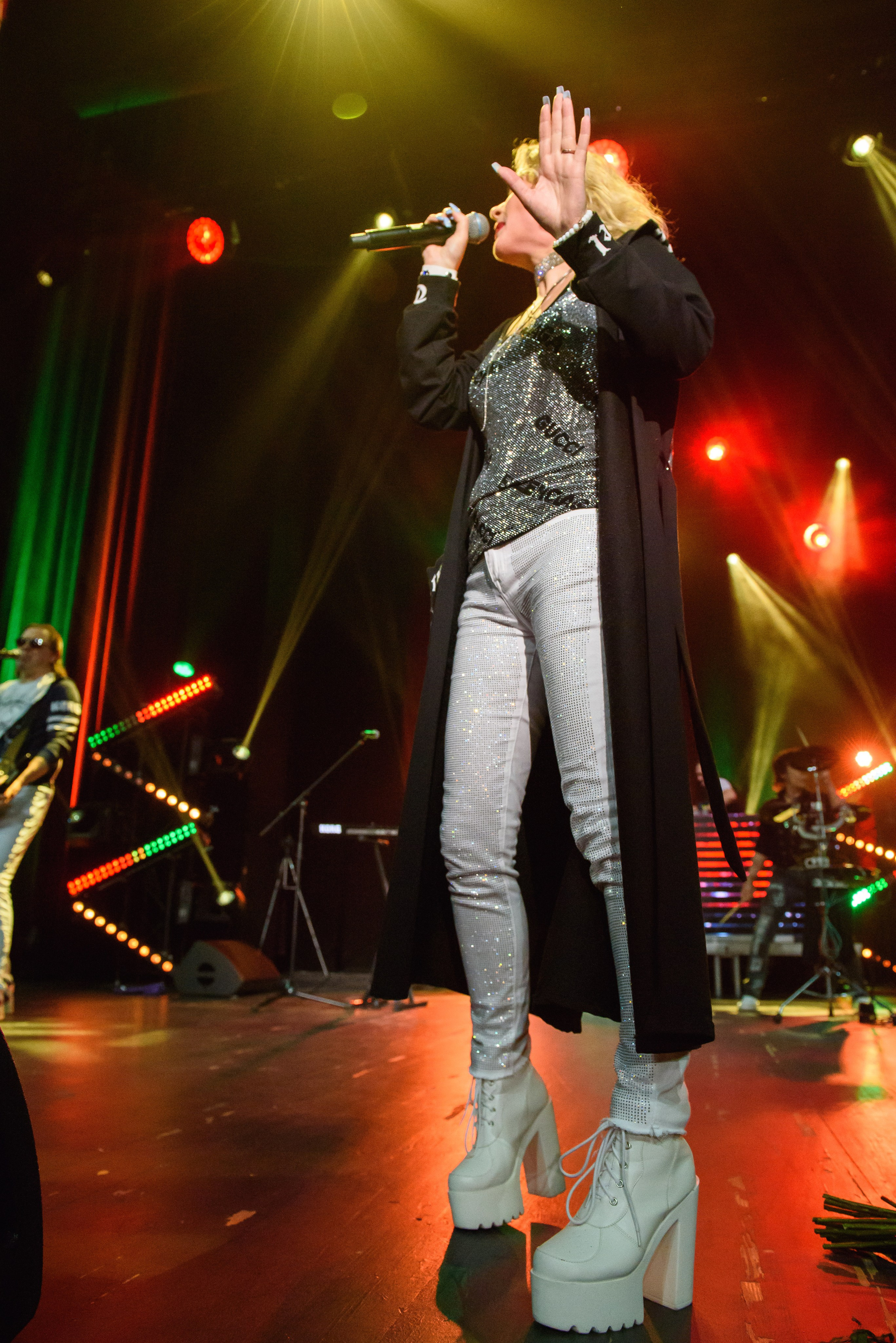 Дискотека СССР. «Сладкий сон» и Сергей Васюта — «Имена на все времена». Бренд-фотограф для экспертов и блогеров в Москве Влада Горбовская