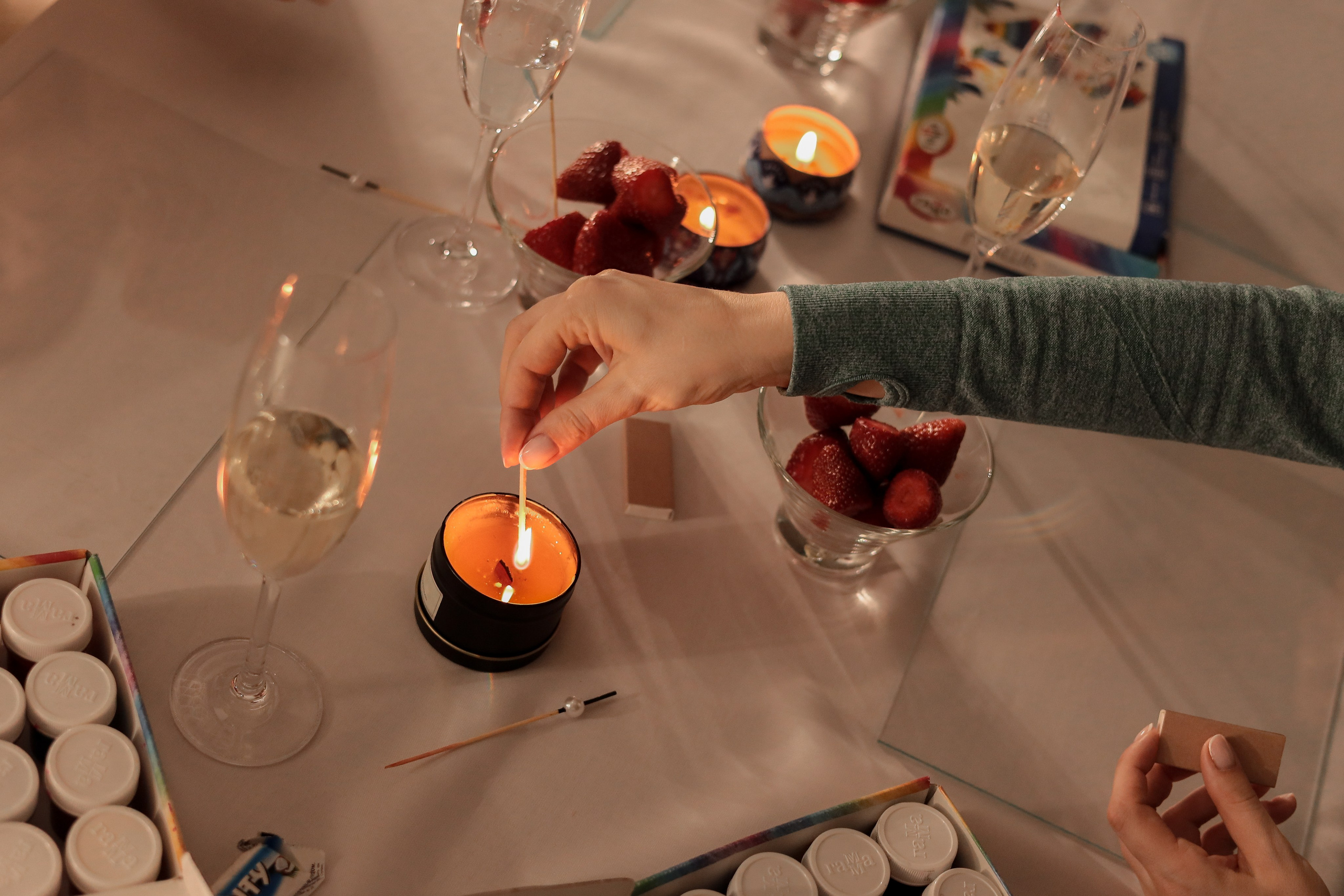 Арт-терапия + аэройога. Фотограф Надршина Лилия