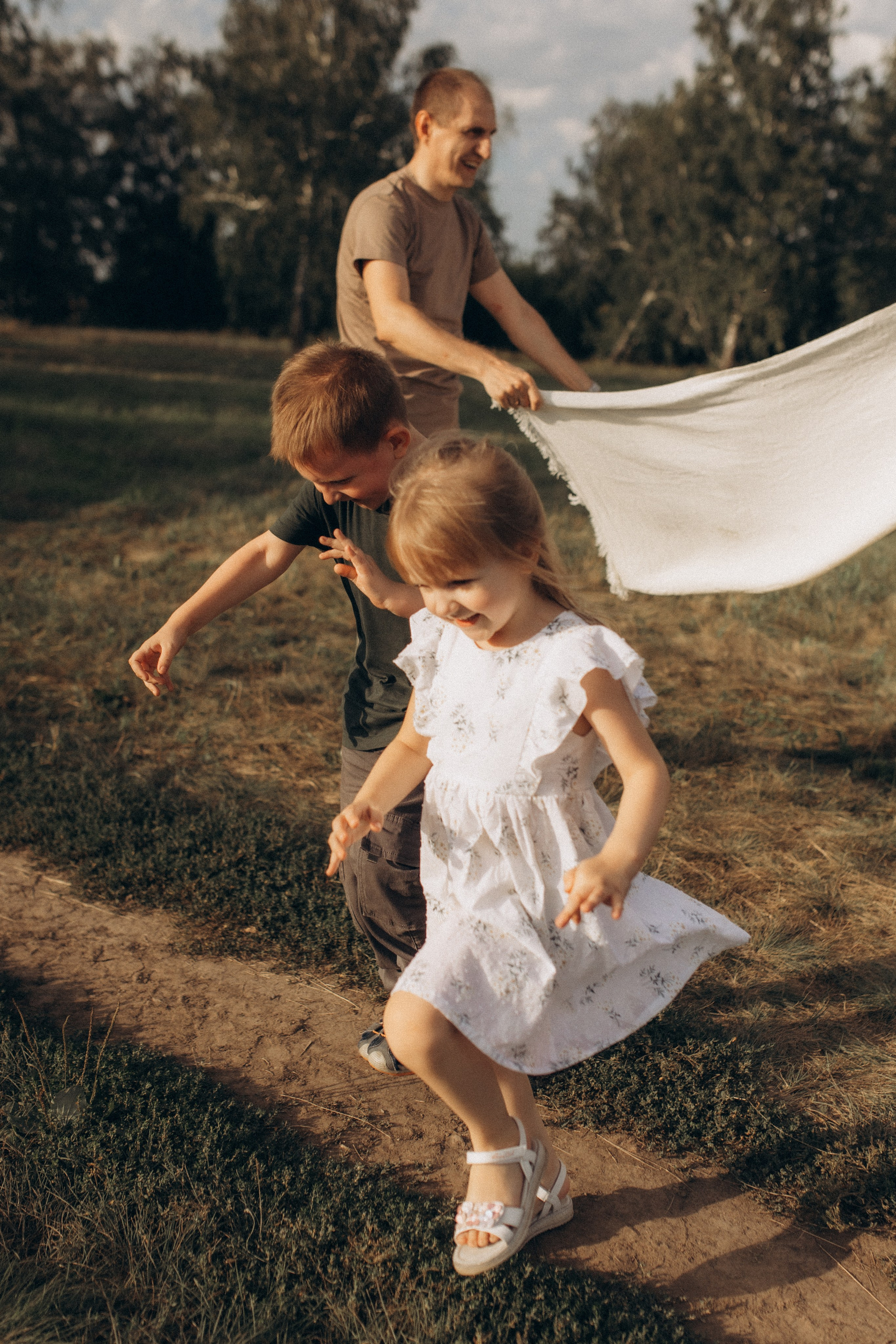 Летняя история в поле. Семейный фотограф lifestyle в Новосибирске Елена Шпилевая