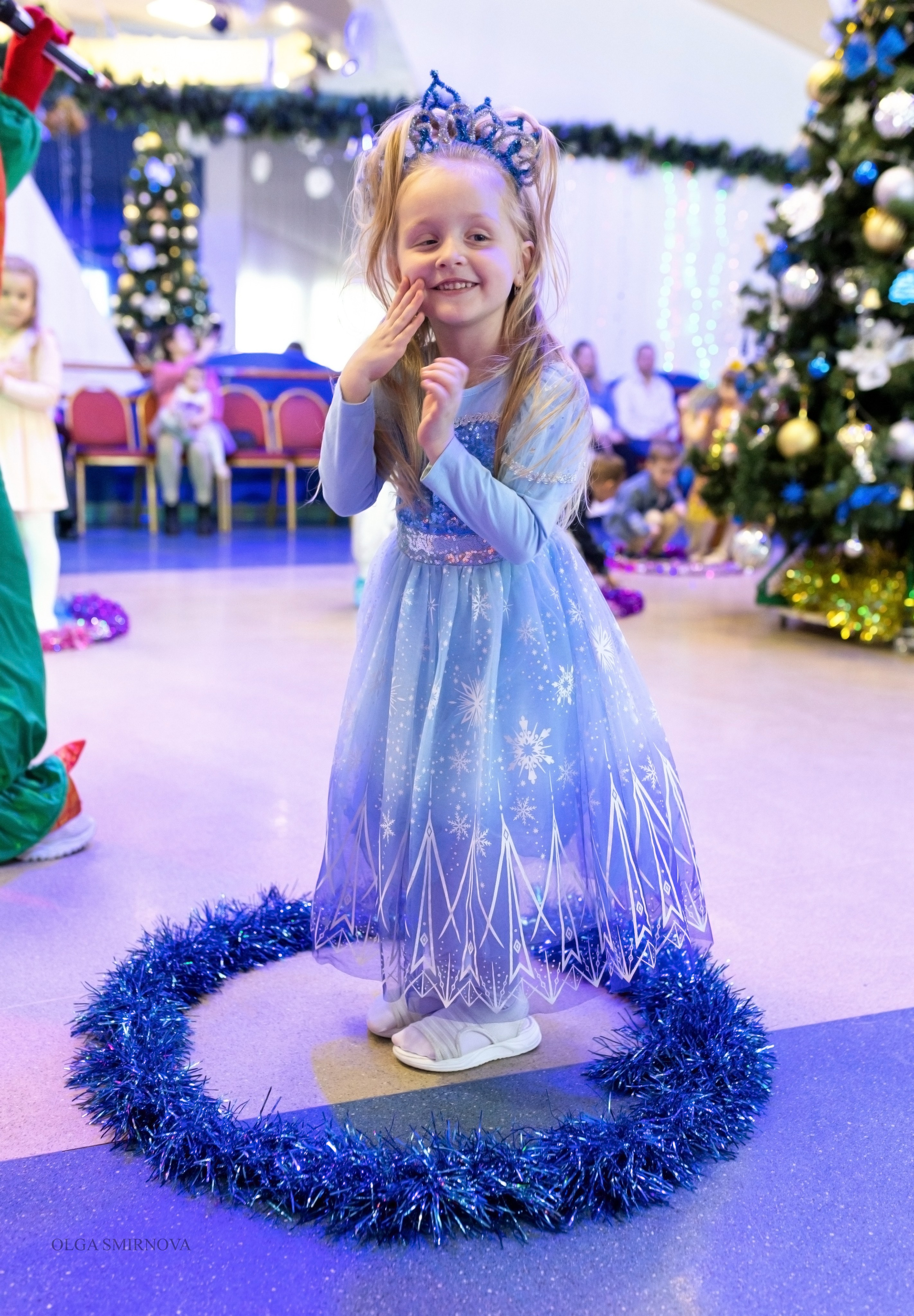 Утренник в ДОФ 04.01.25. Ольга Смирнова юрист, фотограф