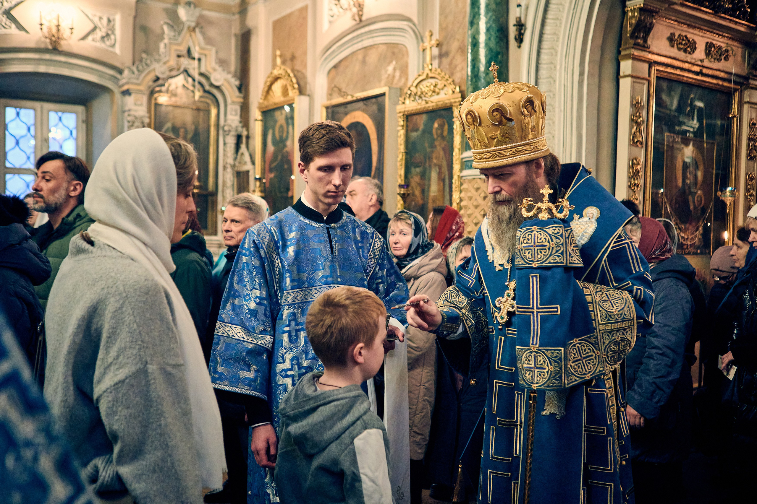 Всенощная на Благовещение Пресвятой Богородицы. DMITRY MOISEENKO — фотограф, художник, топ-стилист