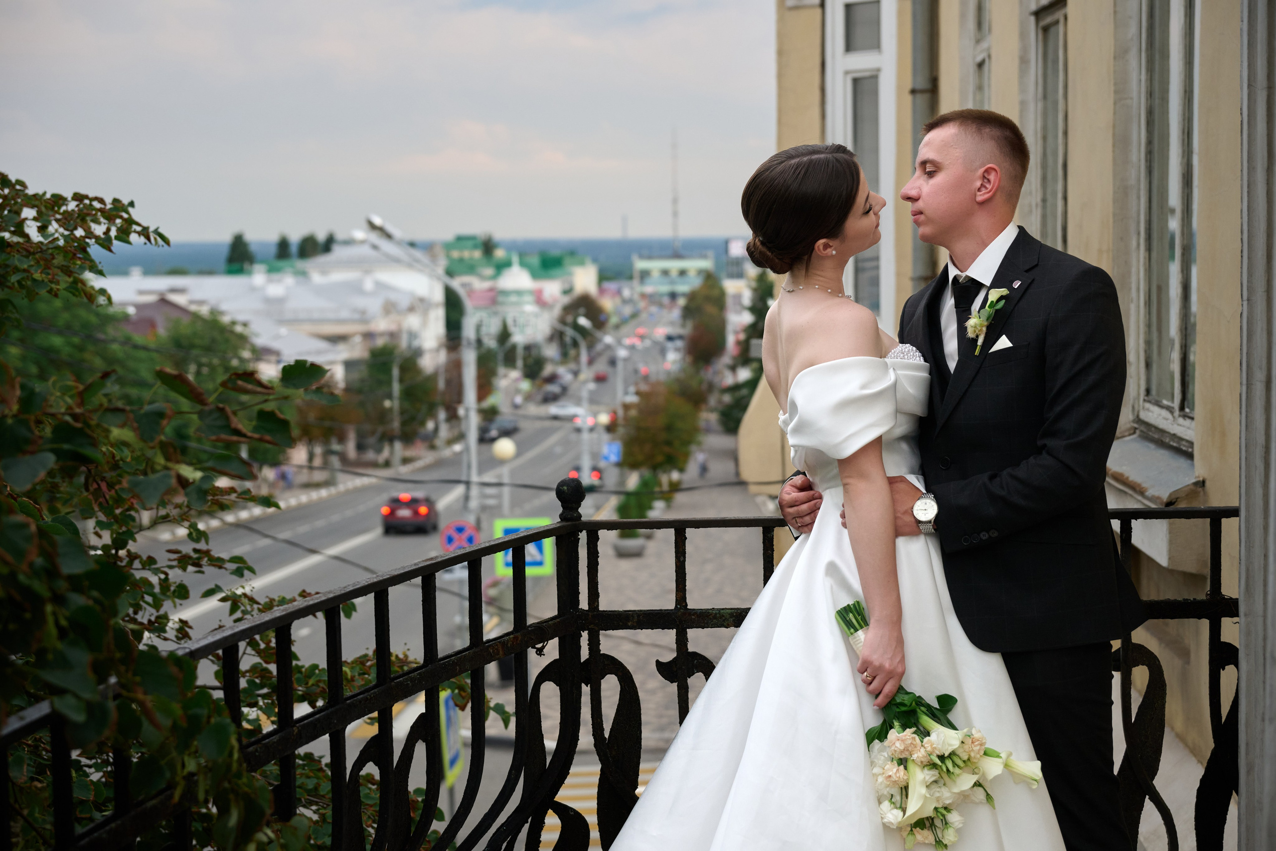 Свадебная фотосессия Никиты и Ангелины в Старом Осколе. Профессиональный фотограф Старый Оскол, Губкин — свадьба, венчание, крещение, юбилей и день рождения