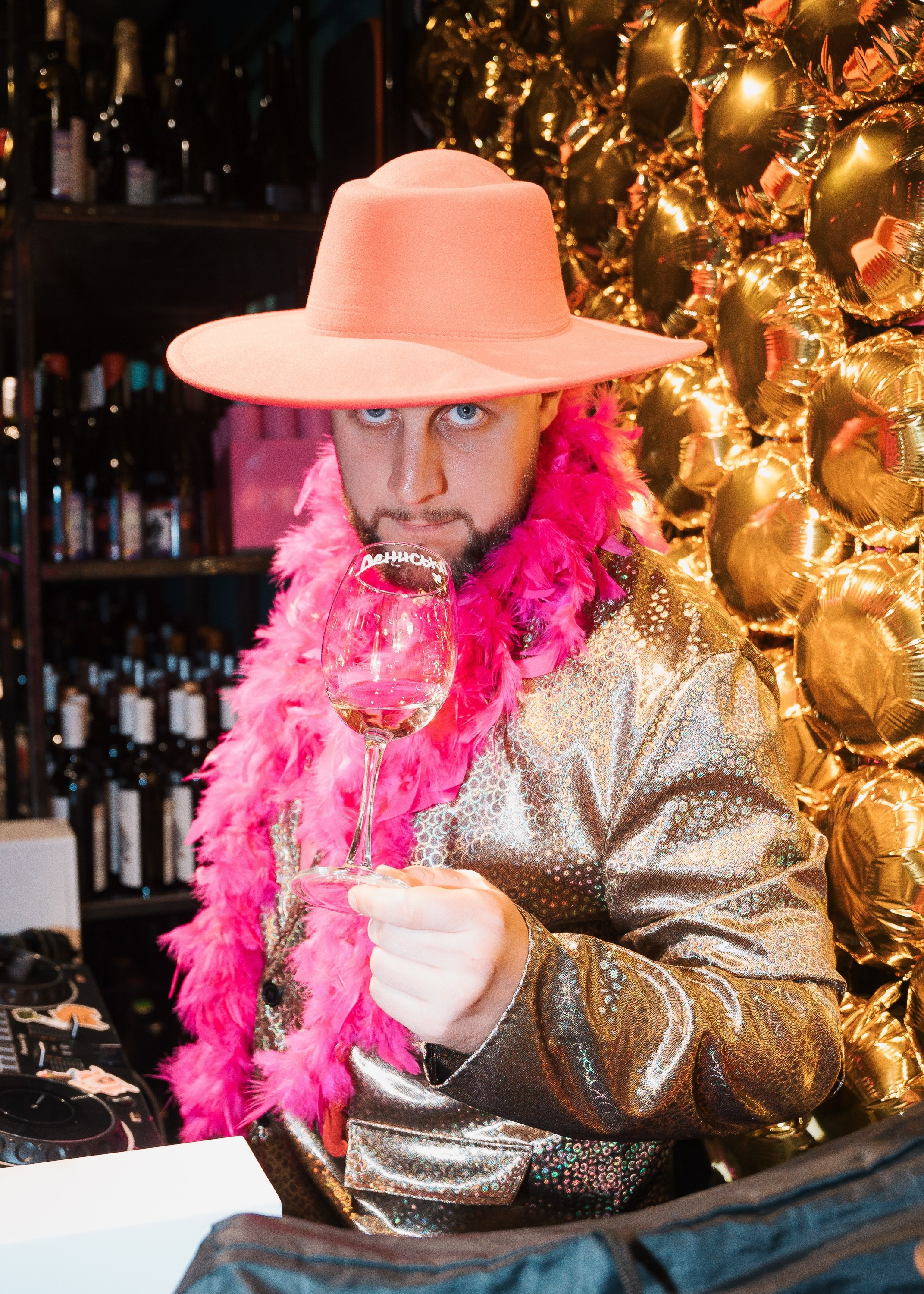 ВИНОТЕКА БАР х МАГАЗ — 3 ГОДА. СВОИ. ФОТООТЧЕТЫ-СОБЫТИЯ-МЕСТА