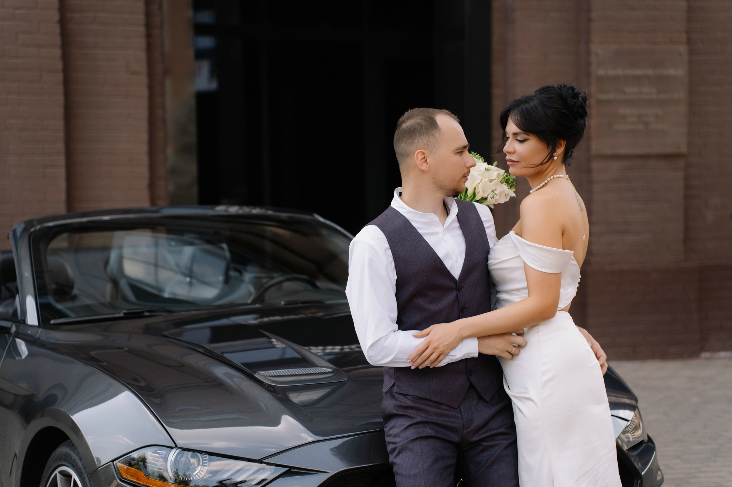 Свадебная фотосессия с кабриолетом. Свадебный и семейный фотограф в Москве Светлана Зоткина