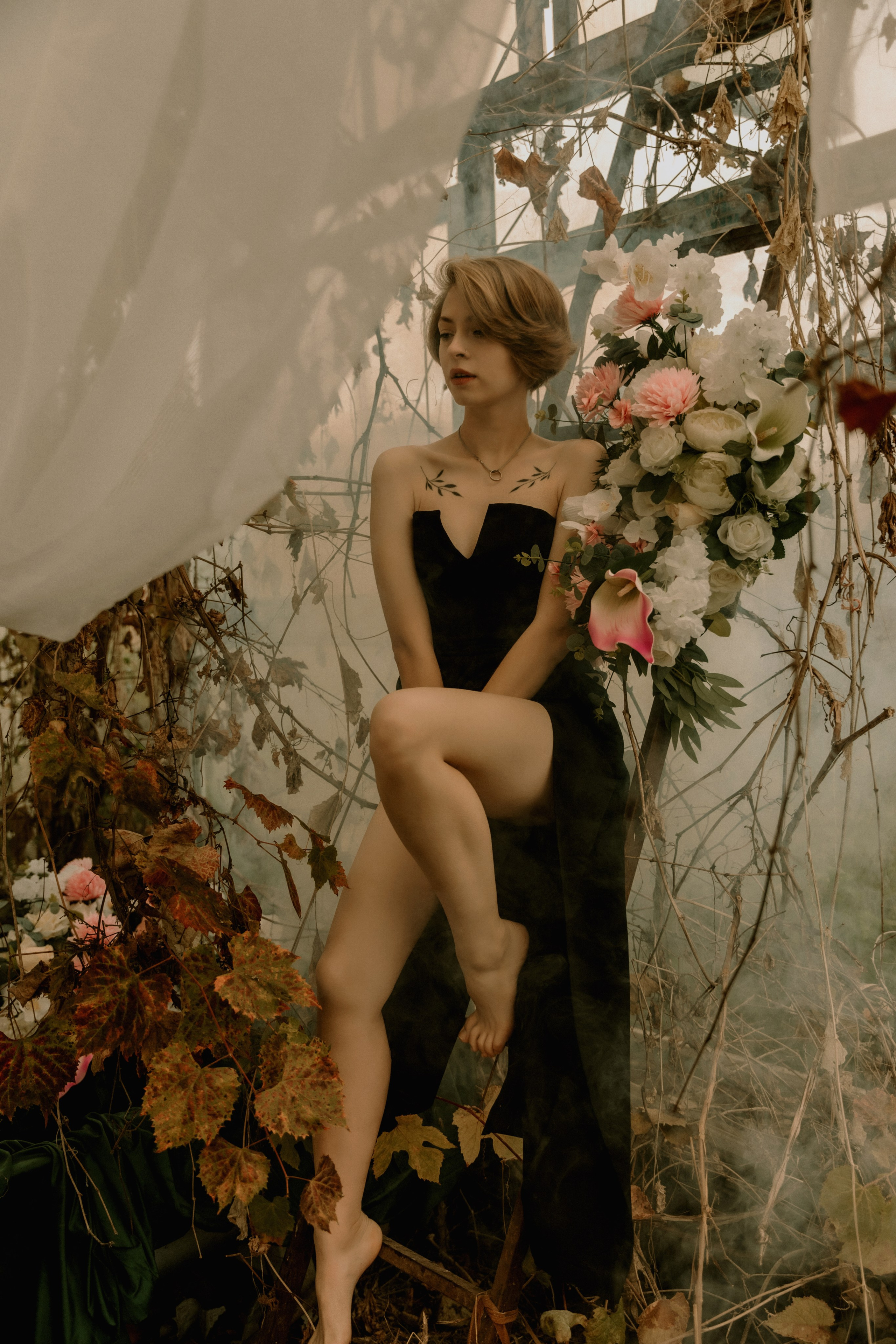 Дарья в теплице. Свадебный и индивидуальный фотограф в Суворове Клюева Мария