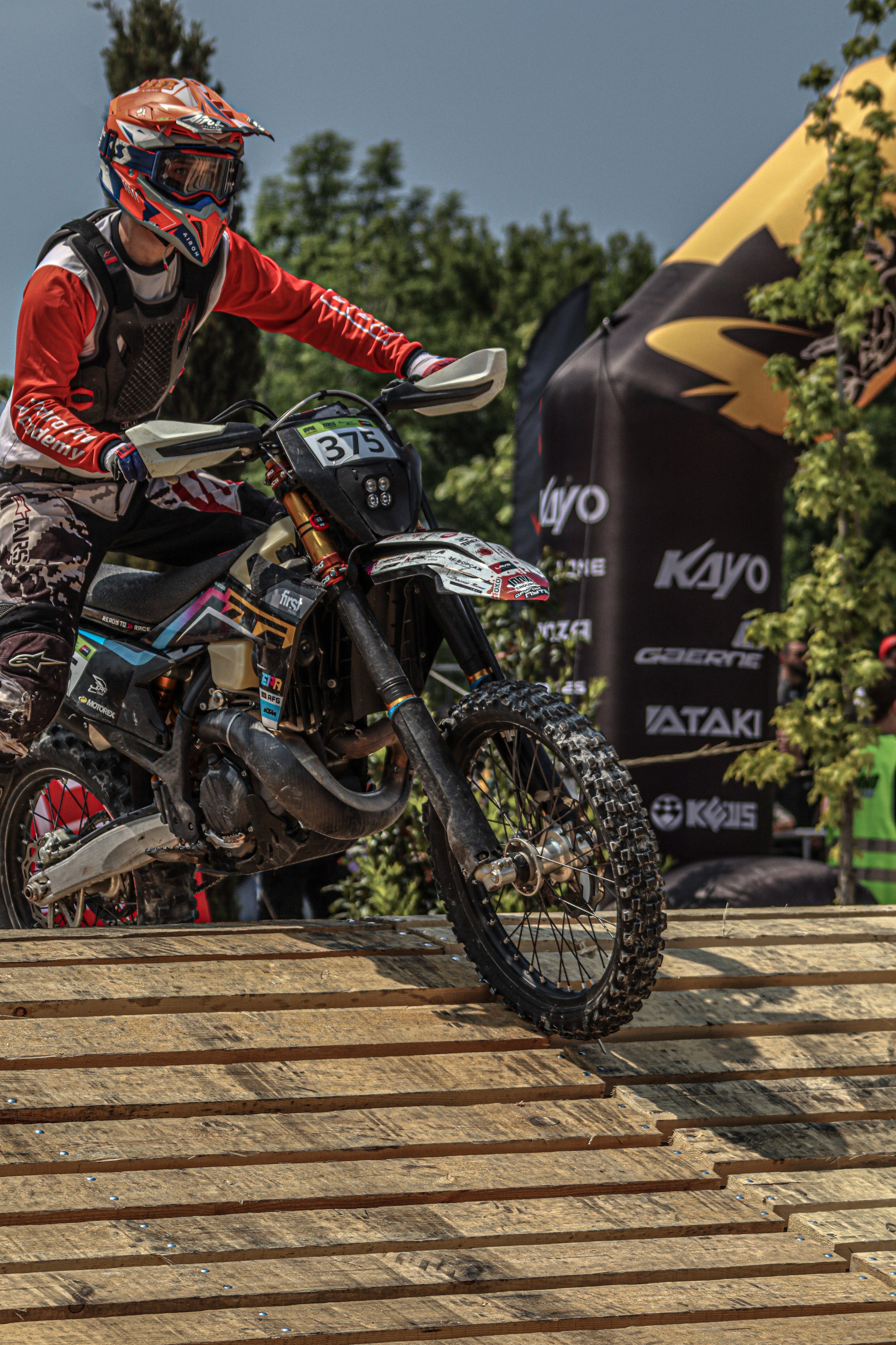 Enduro. Ivaladimirovna1995.wfolio.pro