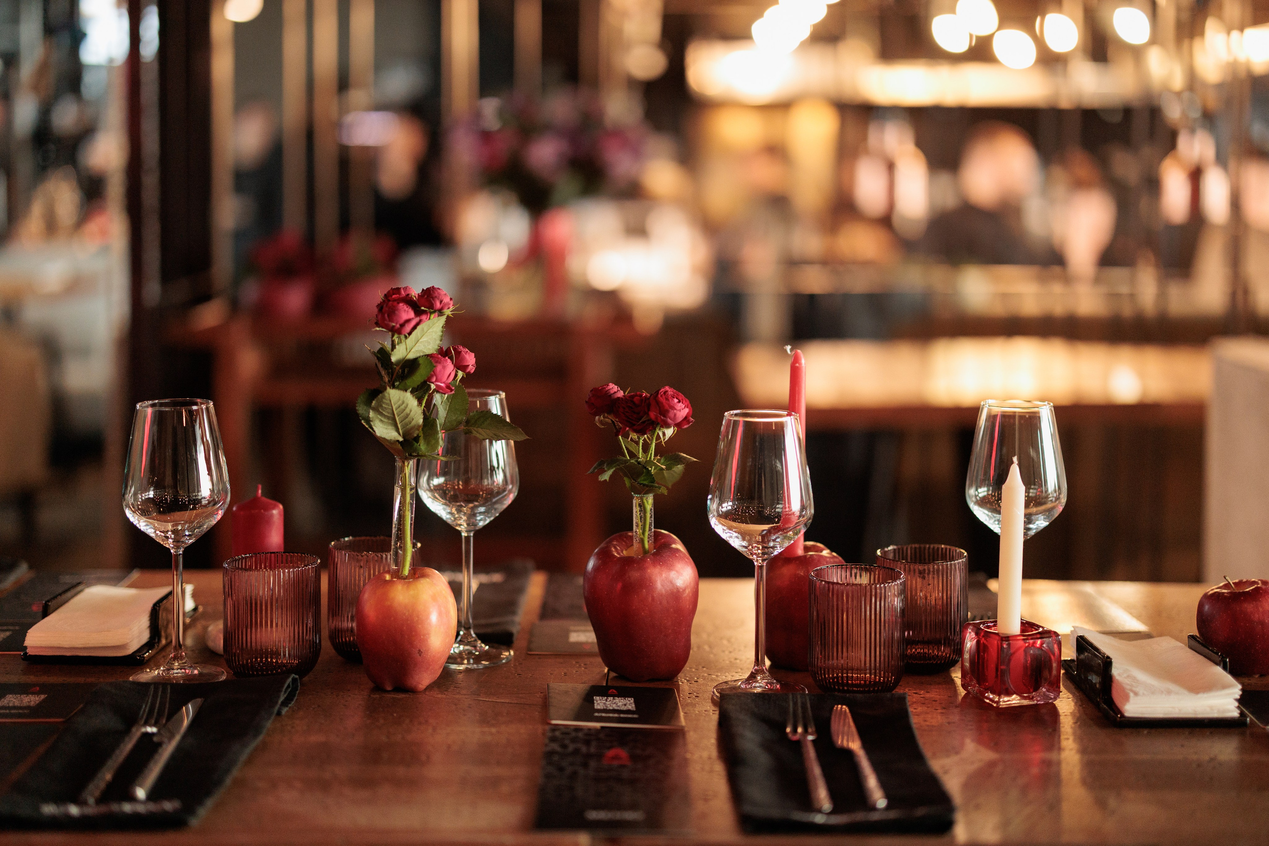 Альфа Босс — дегустация деловых идей. Контент для бизнеса в Екатеринбурге Полдень Медиа