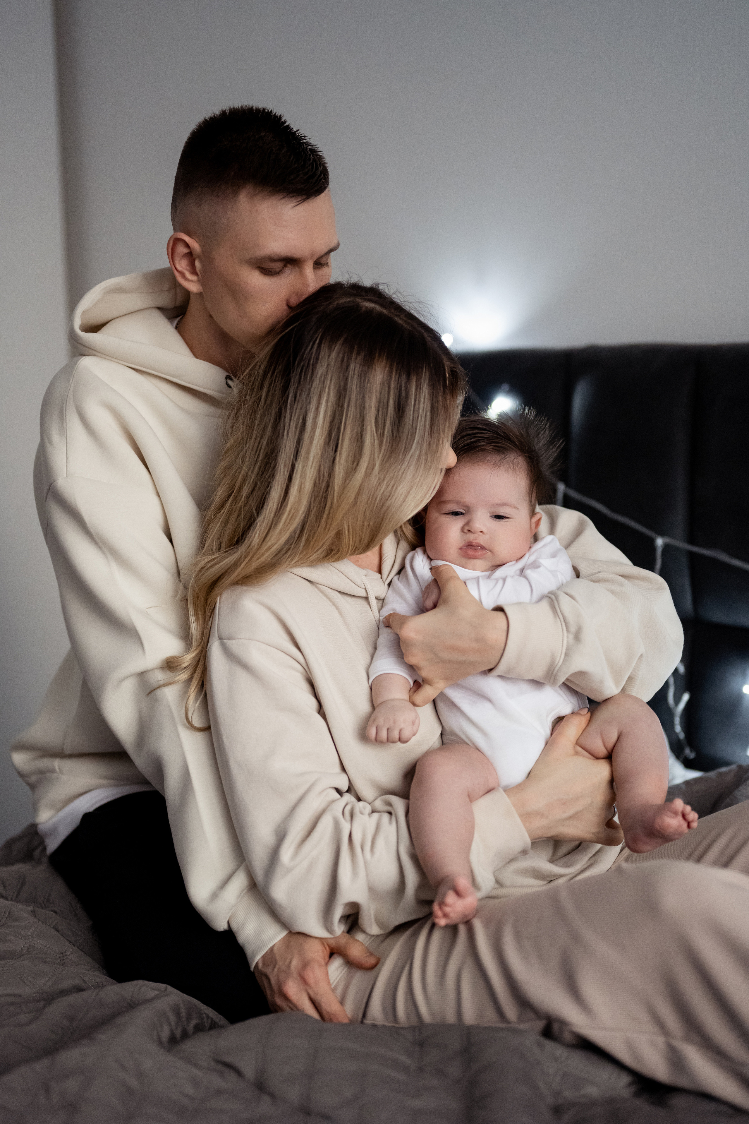 Домашняя фотосессия. Лера, Антон и Марк. Свадебный и семейный фотограф в СПб Валерия Фомичева