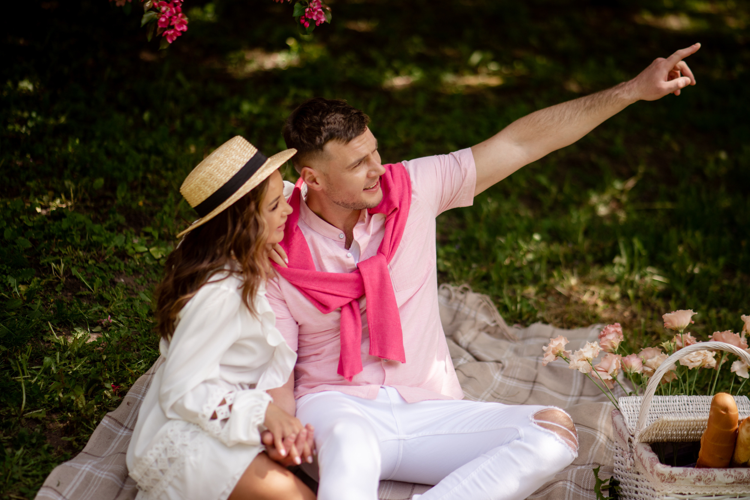 LoveStory в яблонях. Свадебный и семейный фотограф в СПб Валерия Фомичева