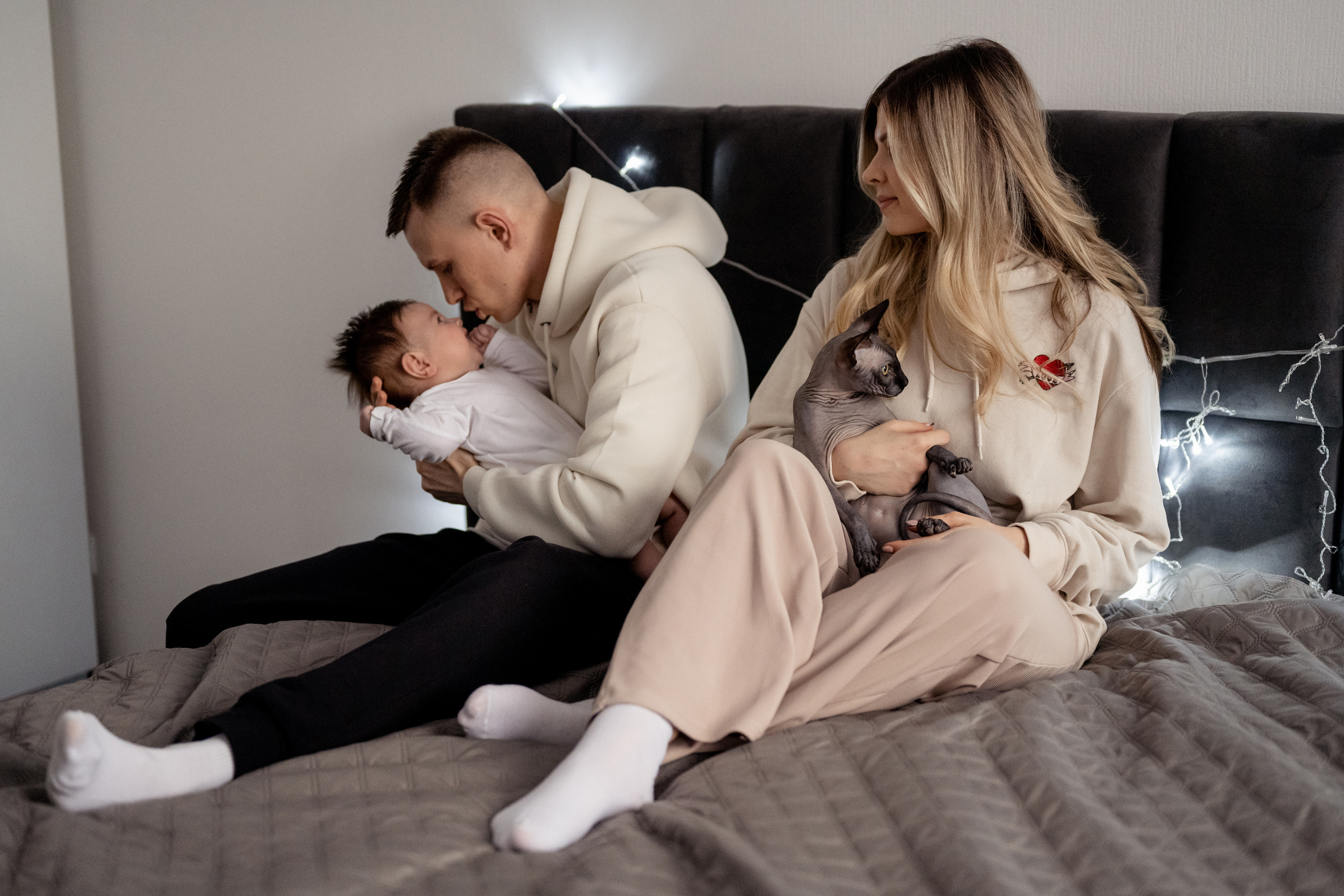 Домашняя фотосессия. Лера, Антон и Марк. Свадебный и семейный фотограф в СПб Валерия Фомичева