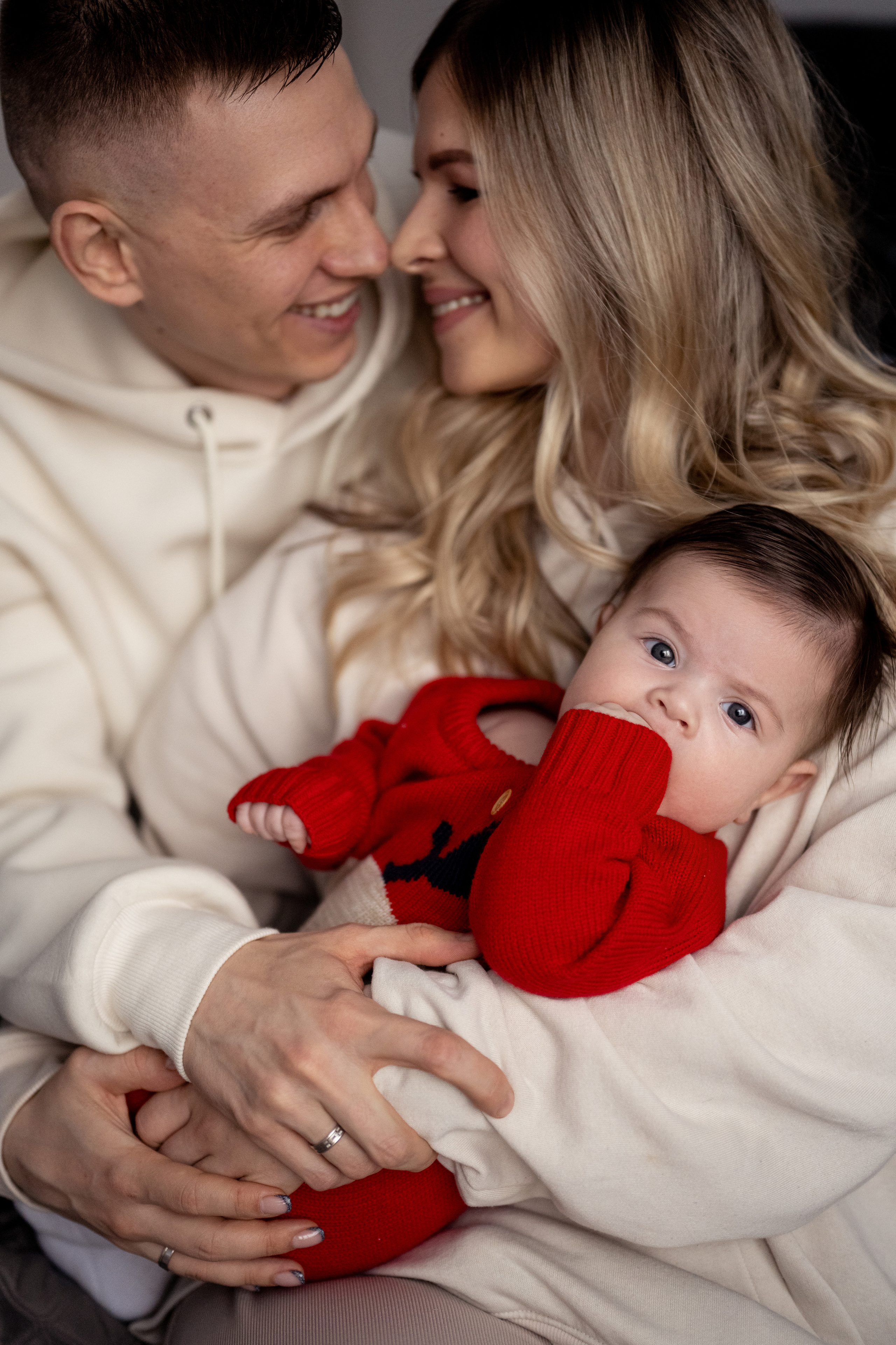 Домашняя фотосессия. Лера, Антон и Марк. Свадебный и семейный фотограф в СПб Валерия Фомичева