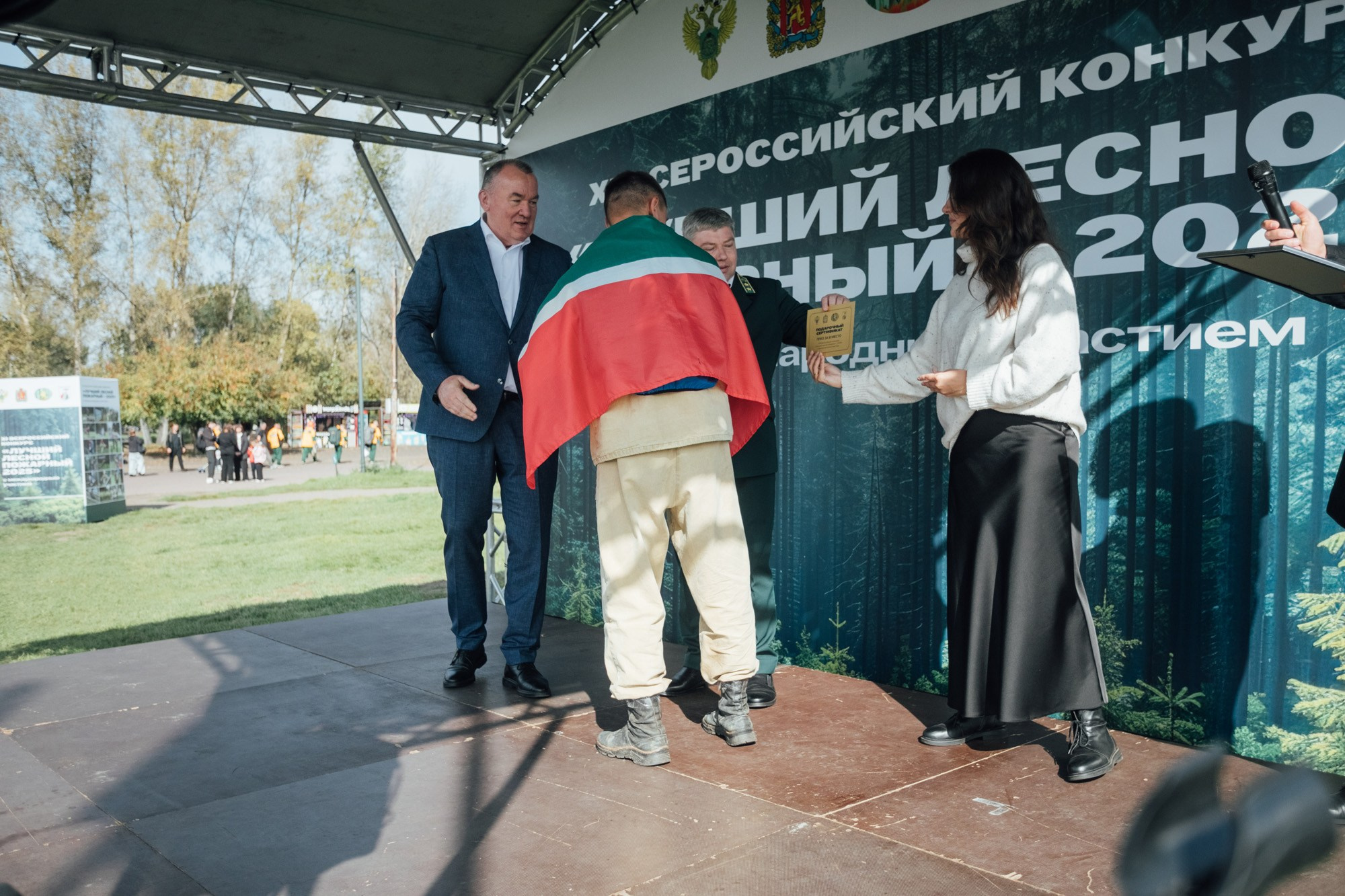 Соревнования «Лучший лесной пожарный» @ О. Татышев. Репортажный фотограф Максим Полянский. Москва, Санкт-Петербург, Красноярск