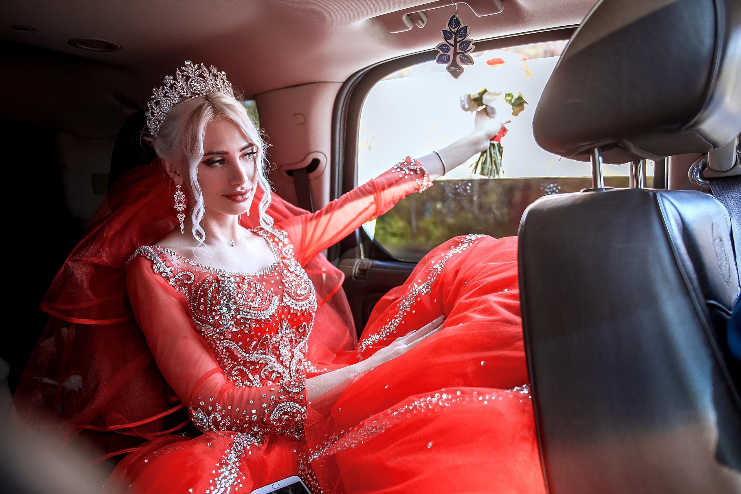 Осенняя свадьба в Щелково. Свадебный и семейный фотограф Виктория Носачёва. Щелково, Москва и МО