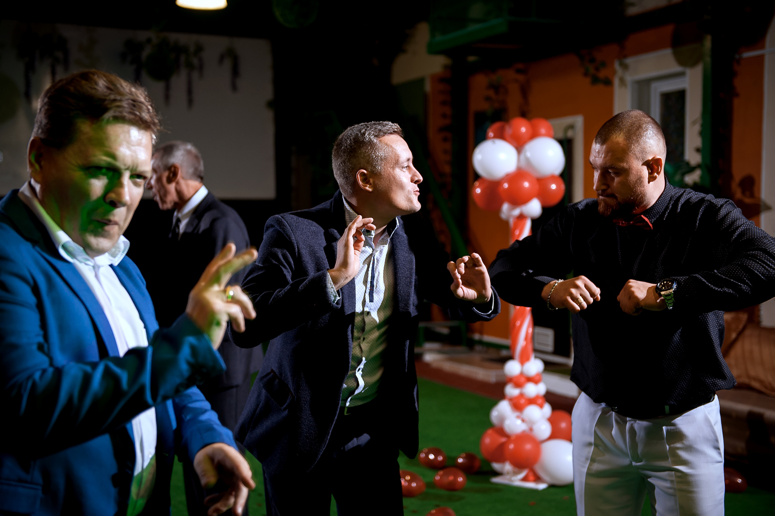 Осенняя свадьба в Щелково. Свадебный и семейный фотограф Виктория Носачёва. Щелково, Москва и МО