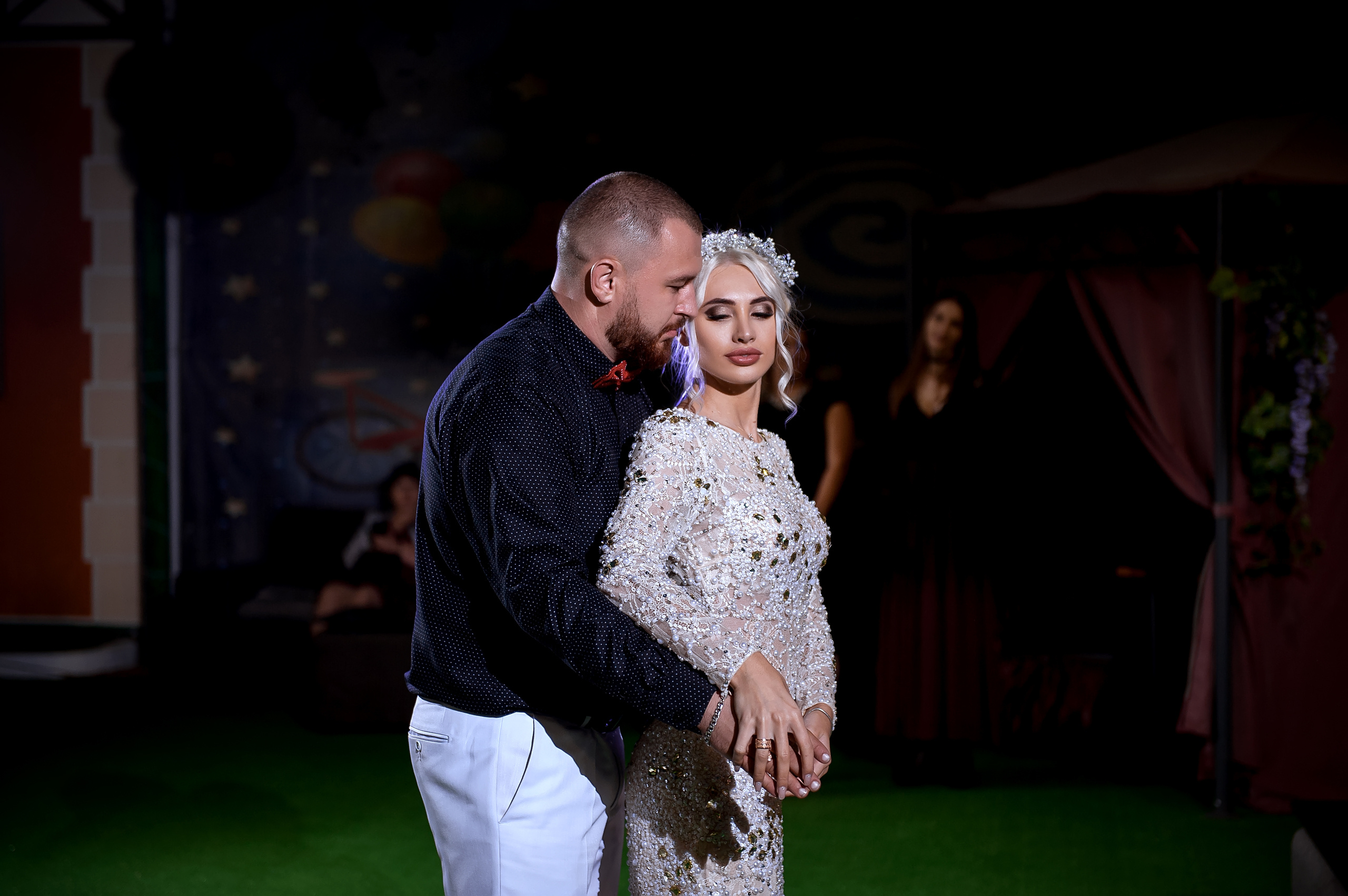 Осенняя свадьба в Щелково. Свадебный и семейный фотограф Виктория Носачёва. Щелково, Москва и МО