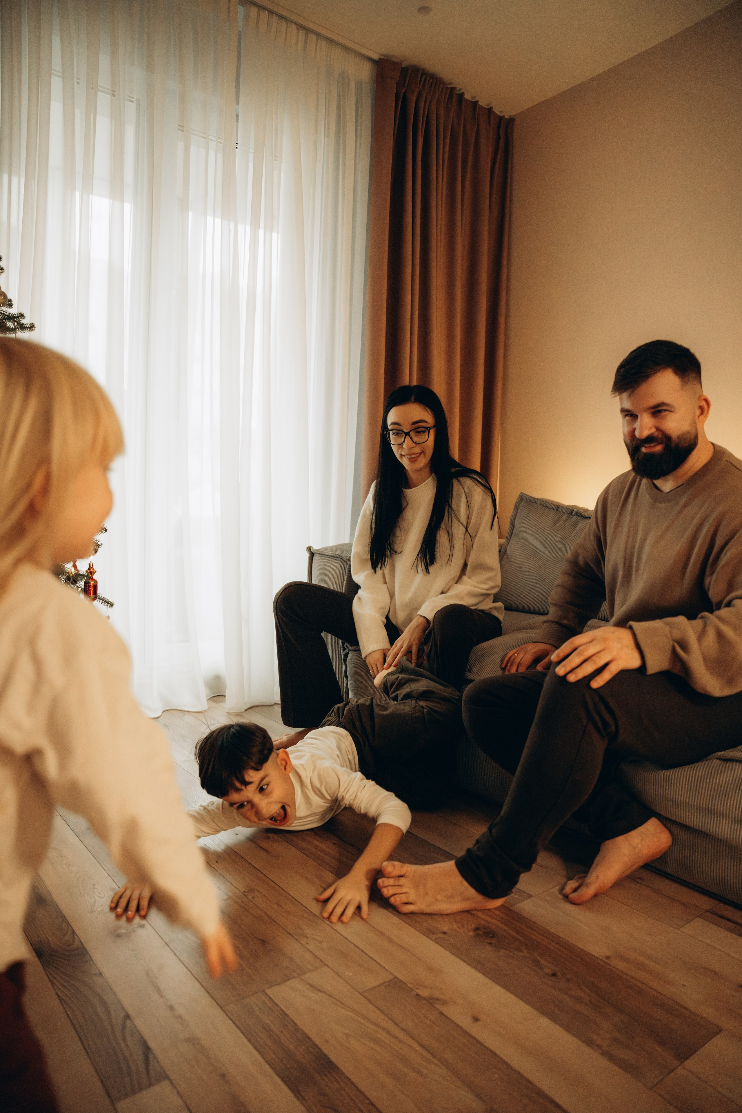 Яна, Дима, Мирон и Марк. Фотограф Мария Миллс | Минск