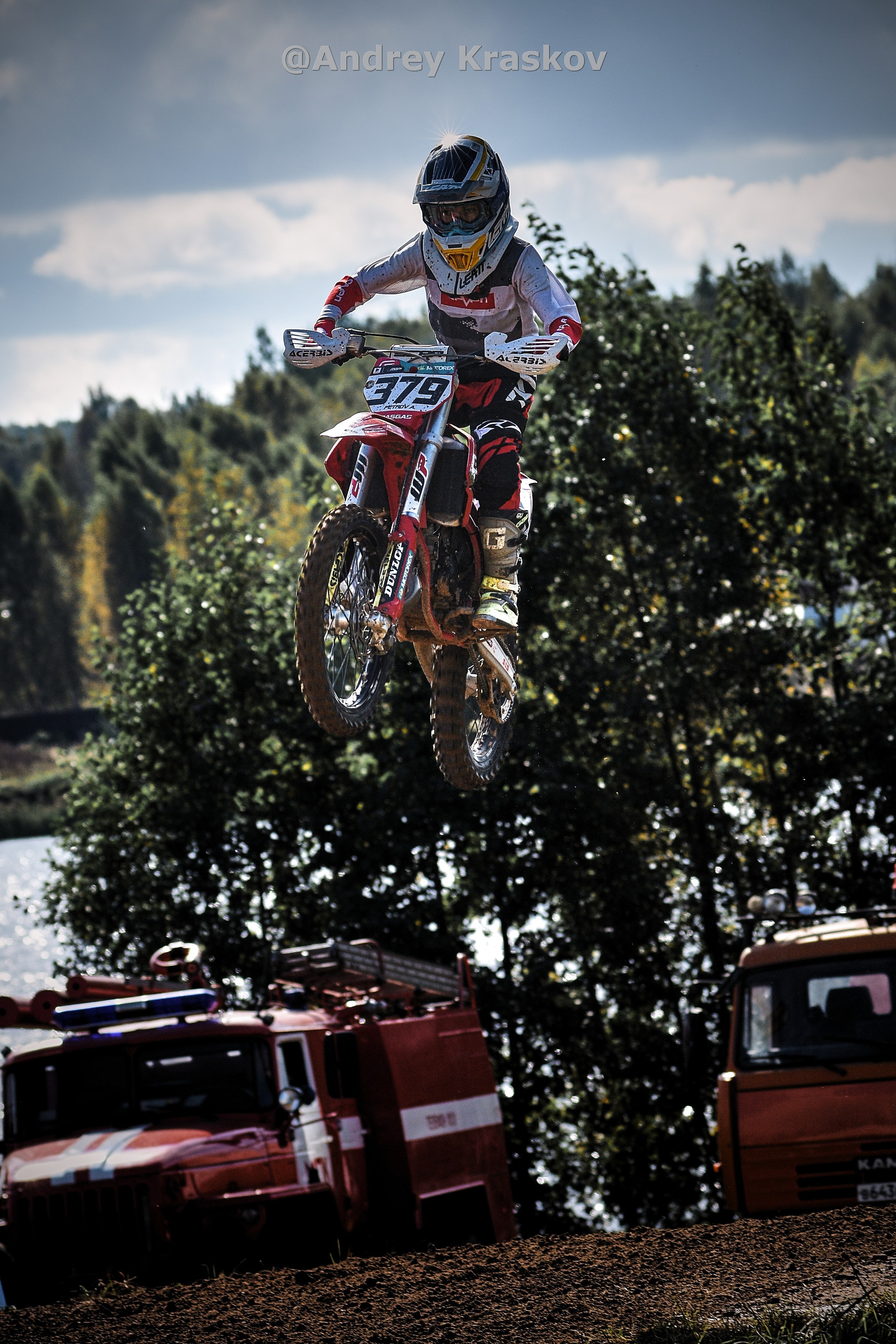 Мотокросс в городе Чкаловск. Фотограф Красков Андрей