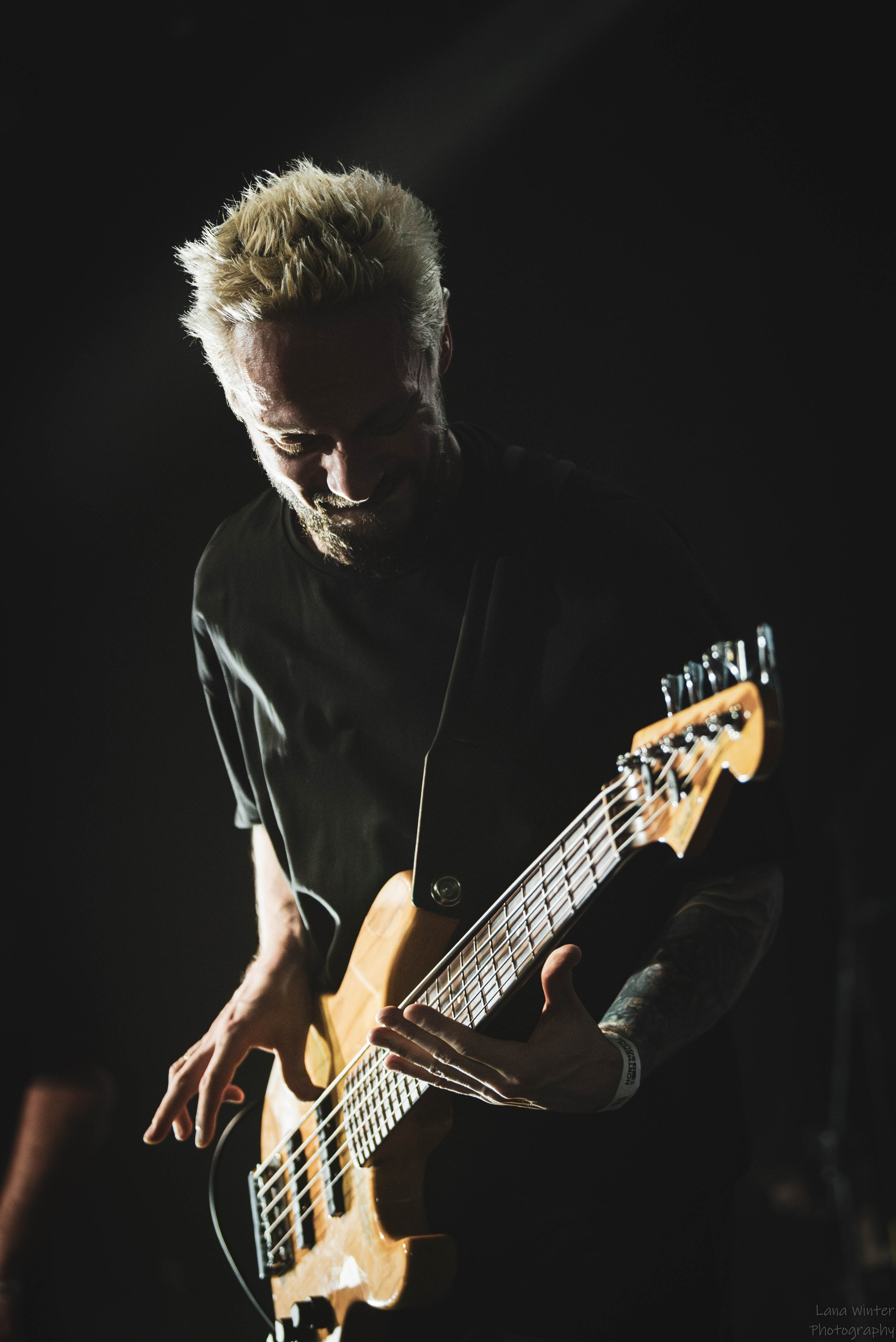 7000$ (29 июня 2025 года, Москва, клуб Урбан). Фотограф Светлана Блинова, Москва и Московская область