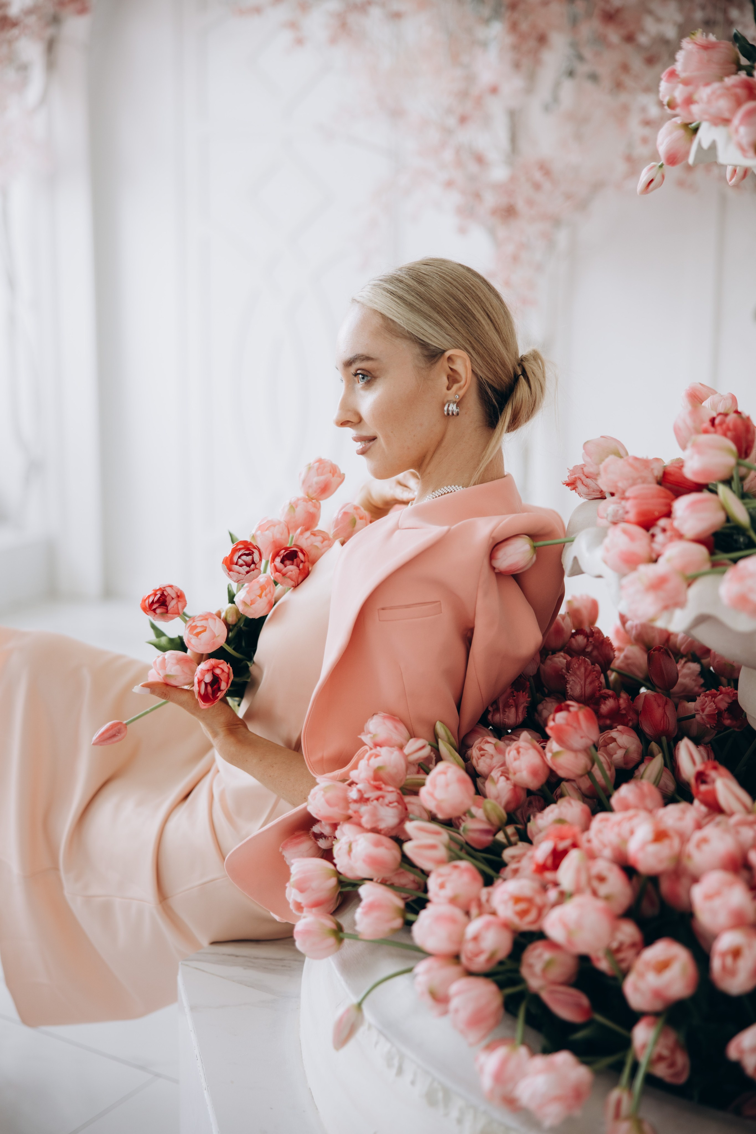 Фотоссесия в зале Авалон. Свадебный фотограф в Дмитрове