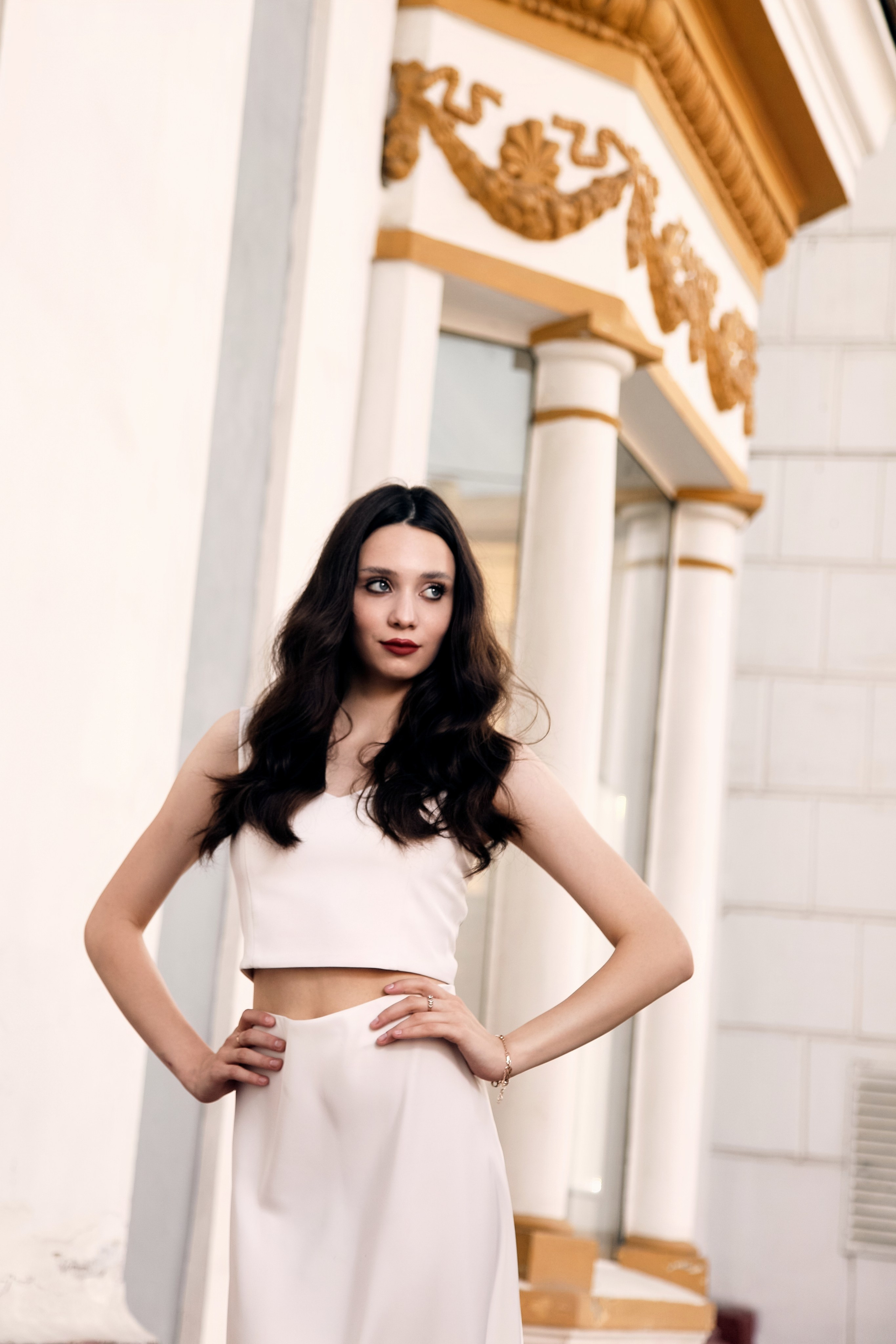 Портрет девушки в центре Иваново с использованием вспышки. фотограф иваново