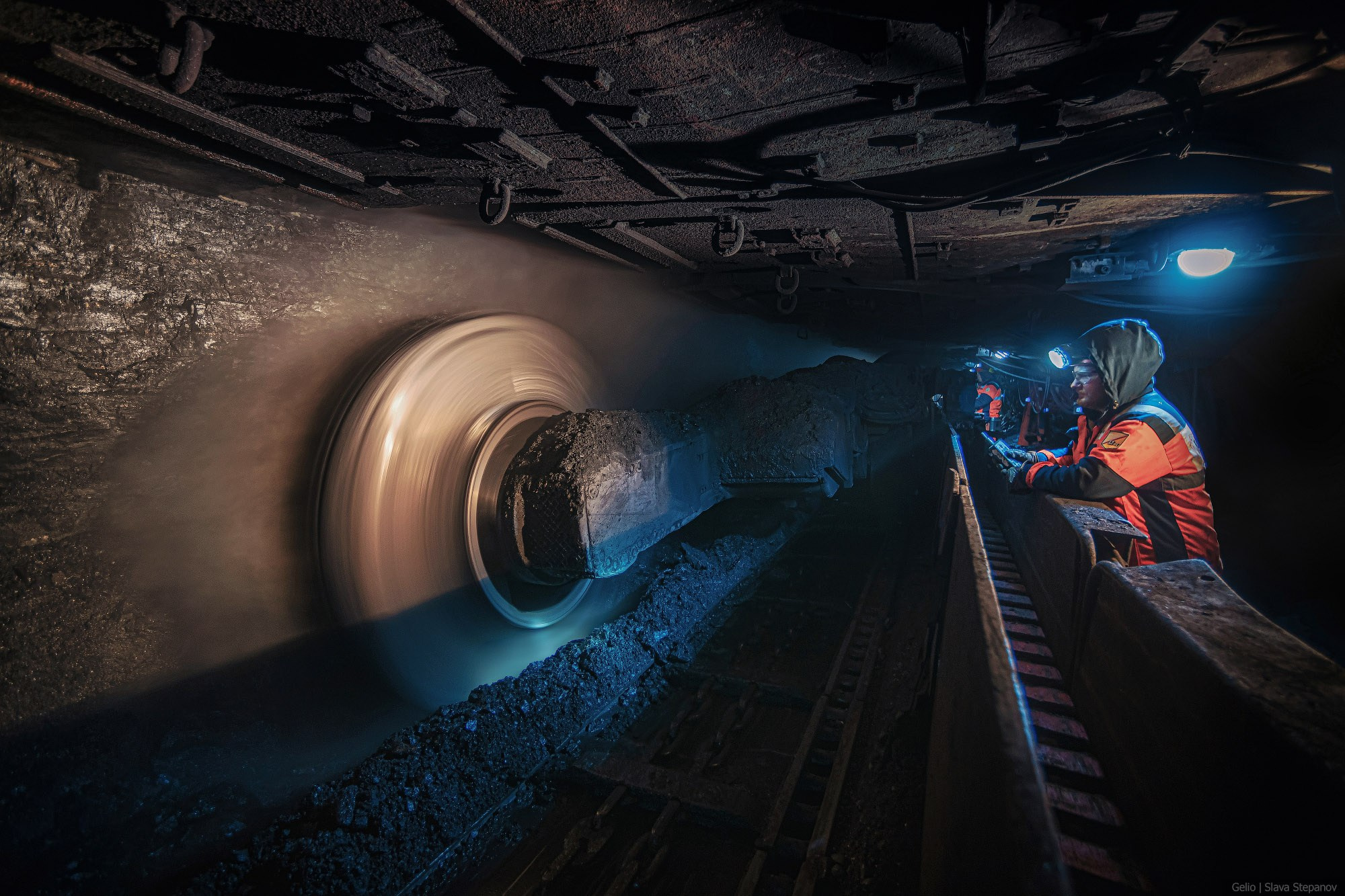 Добыча. Фотограф Слава Степанов, Gelio