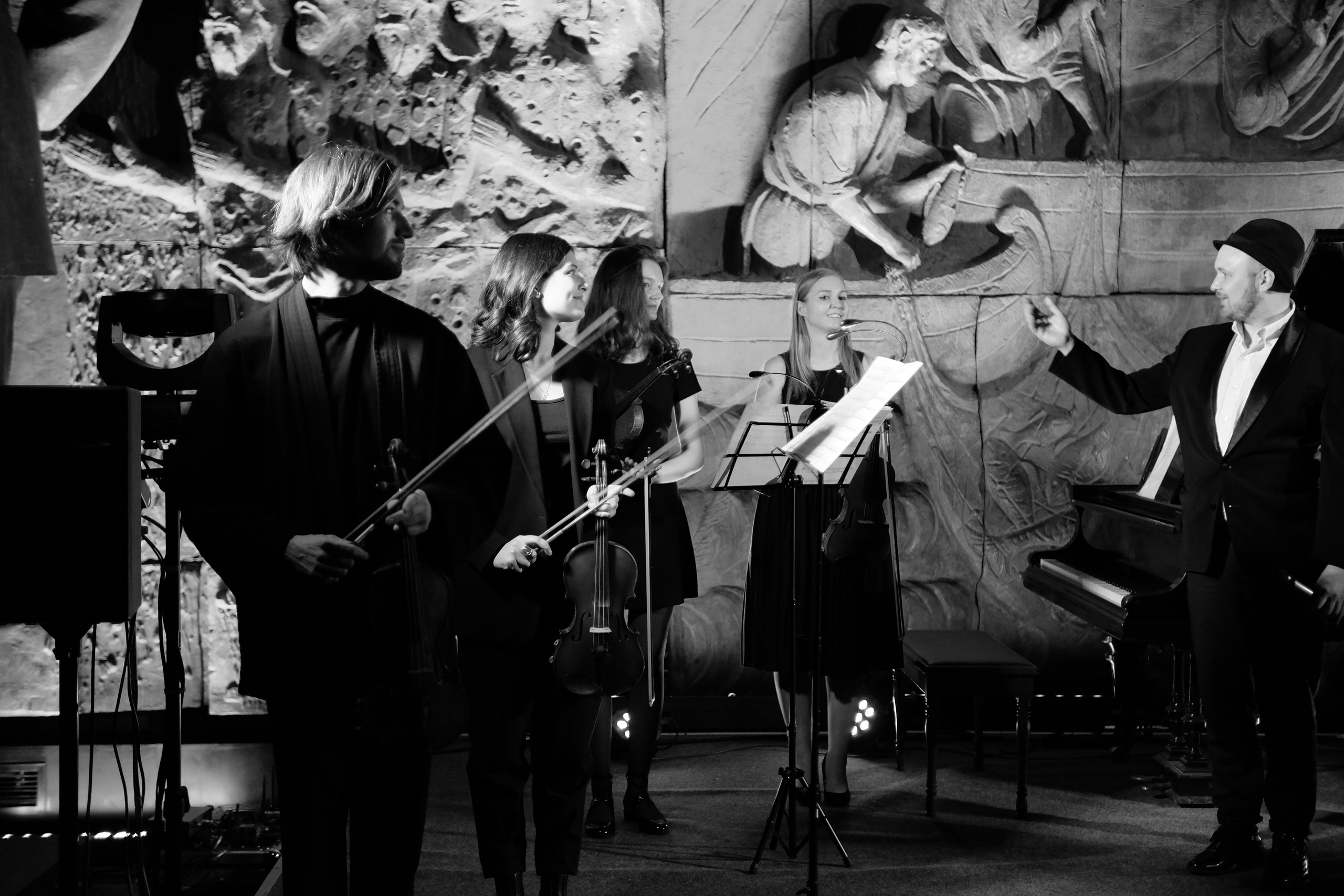 Classic music concerts at Cereteli`s Gallery/ Moscow/ 2023. Anna Fedo Photo