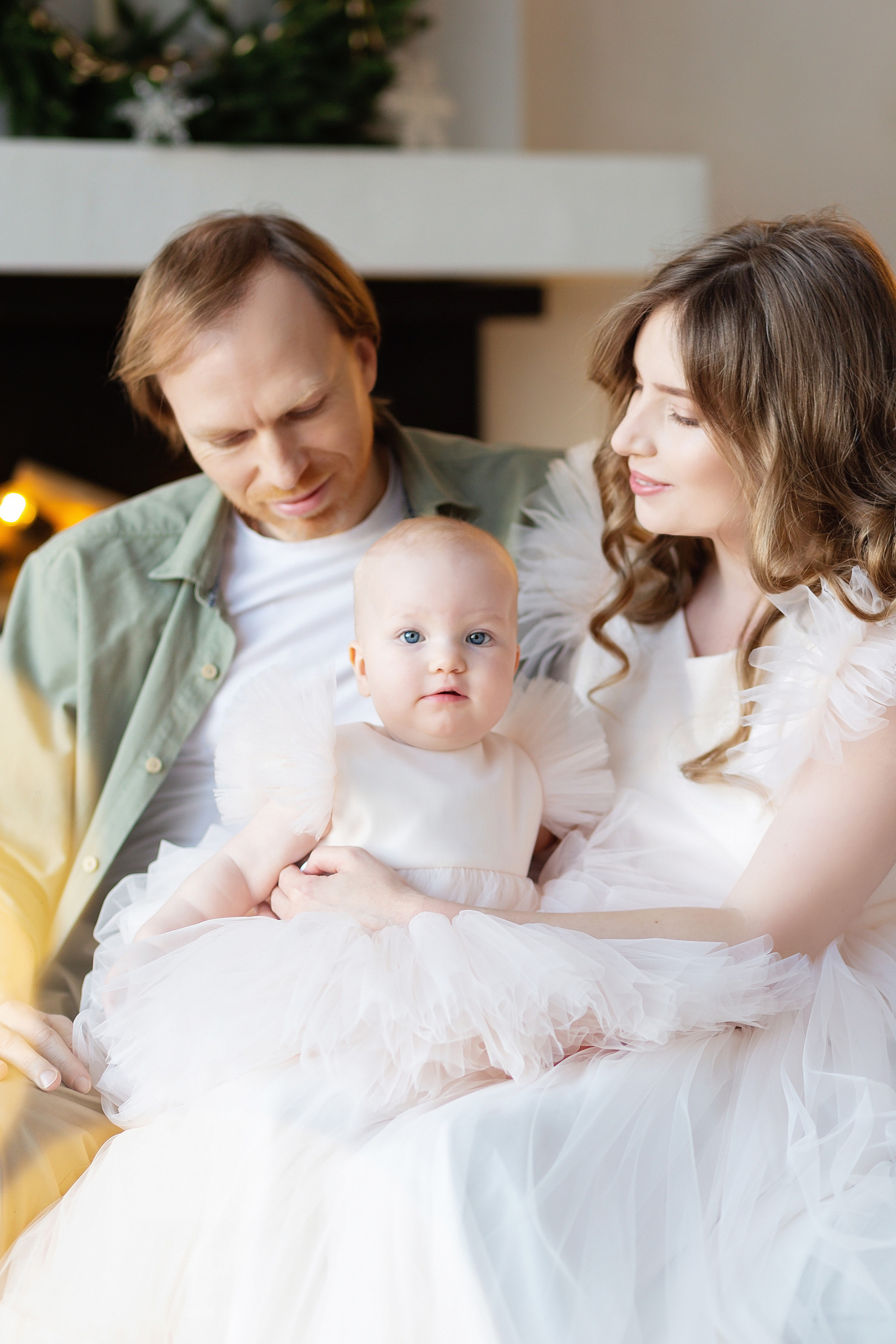 Алиса и семья. Фотограф в Москве Ксения Мокрушина | Brand & Women photographer