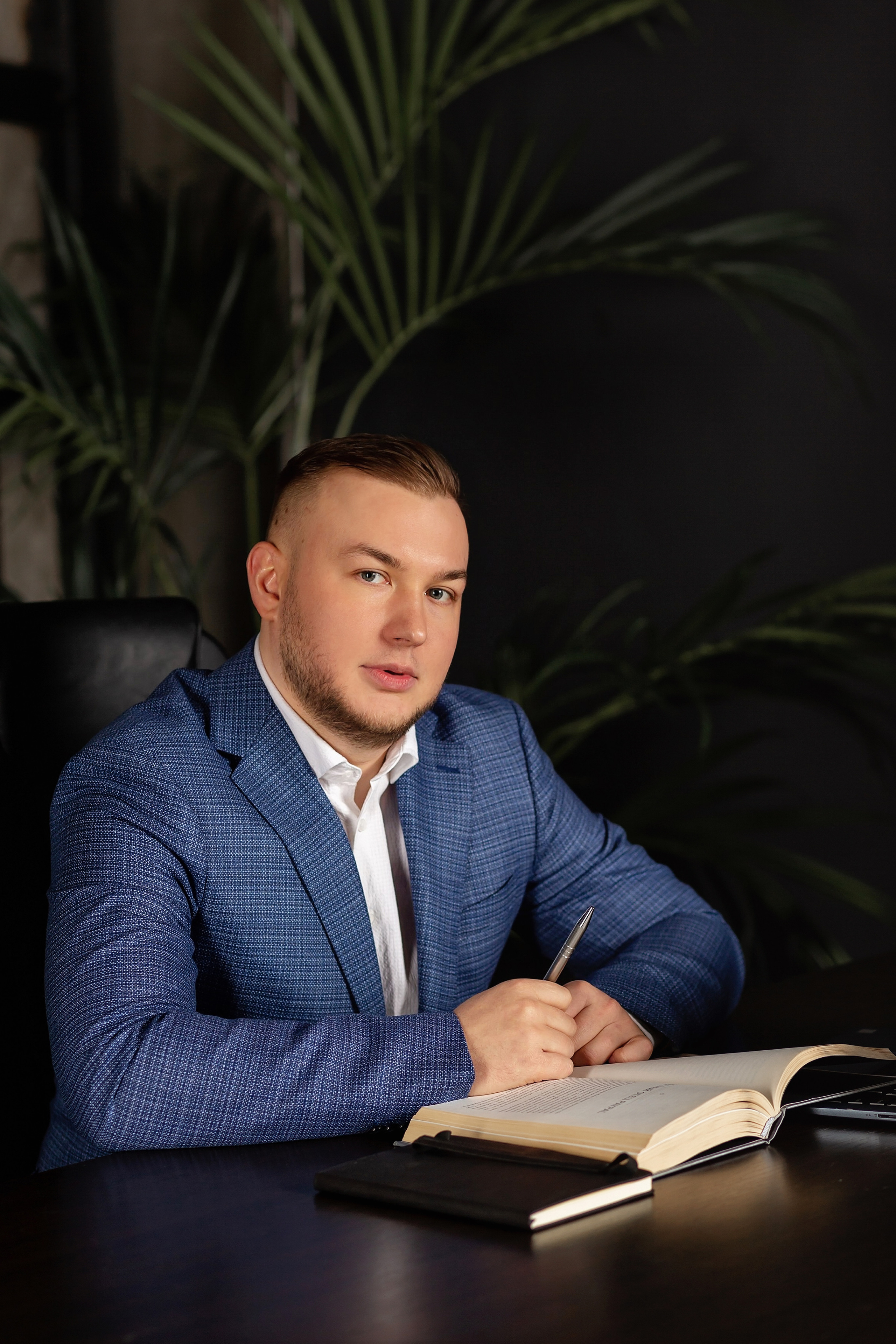 Консалтинговая компания. Фотограф в Москве Ксения Мокрушина | Brand & Women photographer