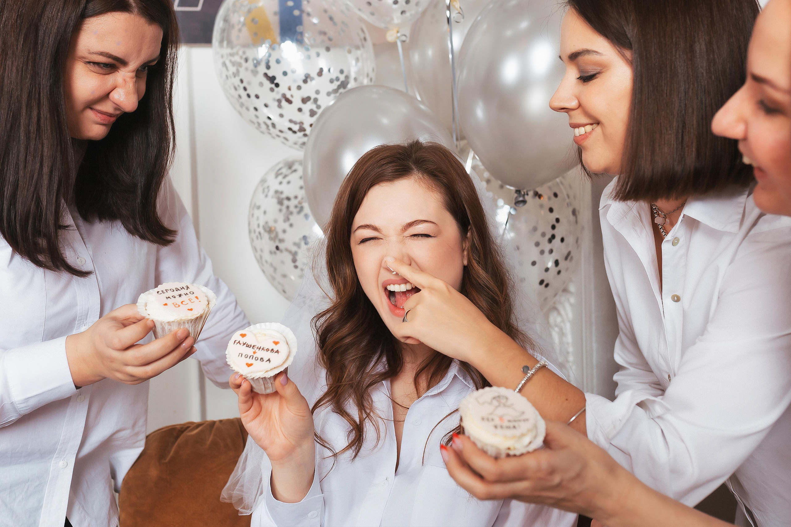 Девичник для Юли. Фотограф в Москве Ксения Мокрушина | Brand & Women photographer