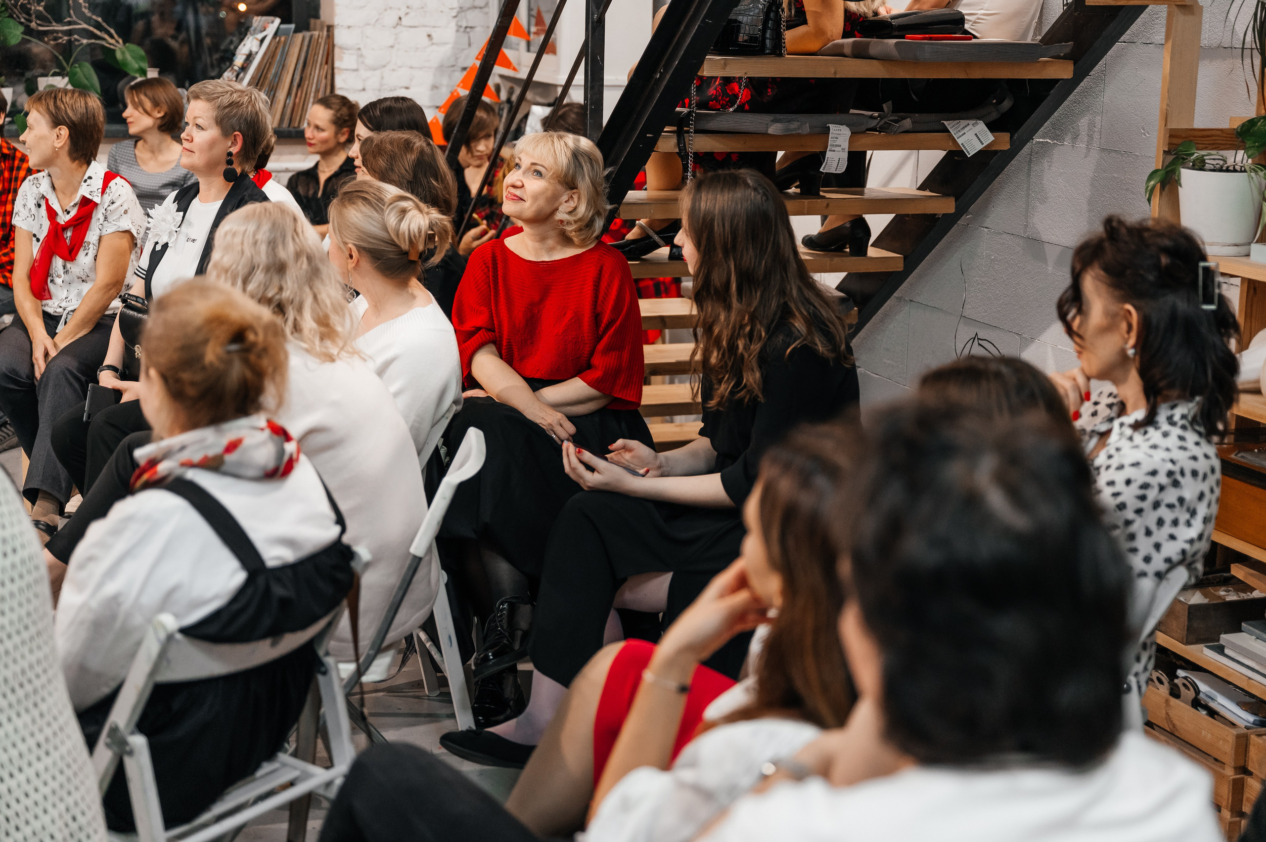 Вечер поэзии Цветаевой, клуб Читалка. Wedding and family photographer USA