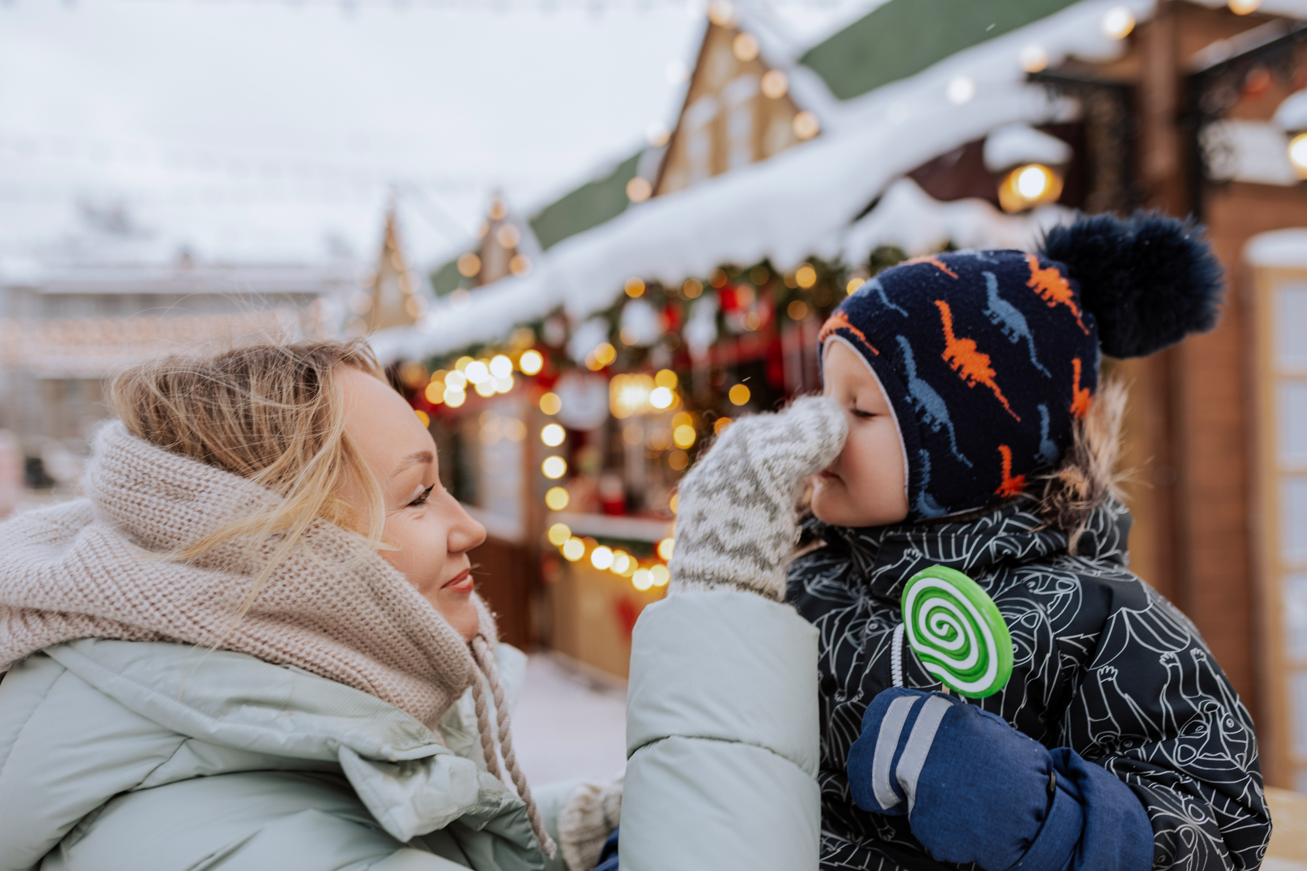 Семейная, Манежная площадь