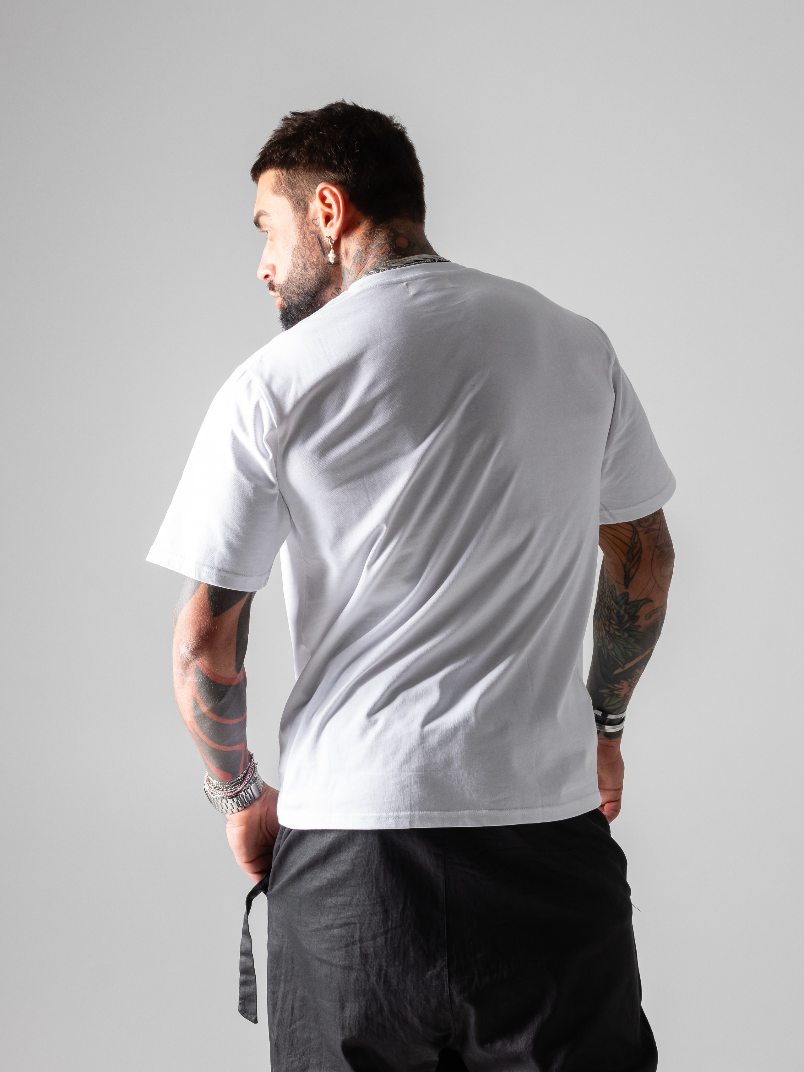 Мужская футболка. Фотограф в Краснодаре Арина Кудряшова