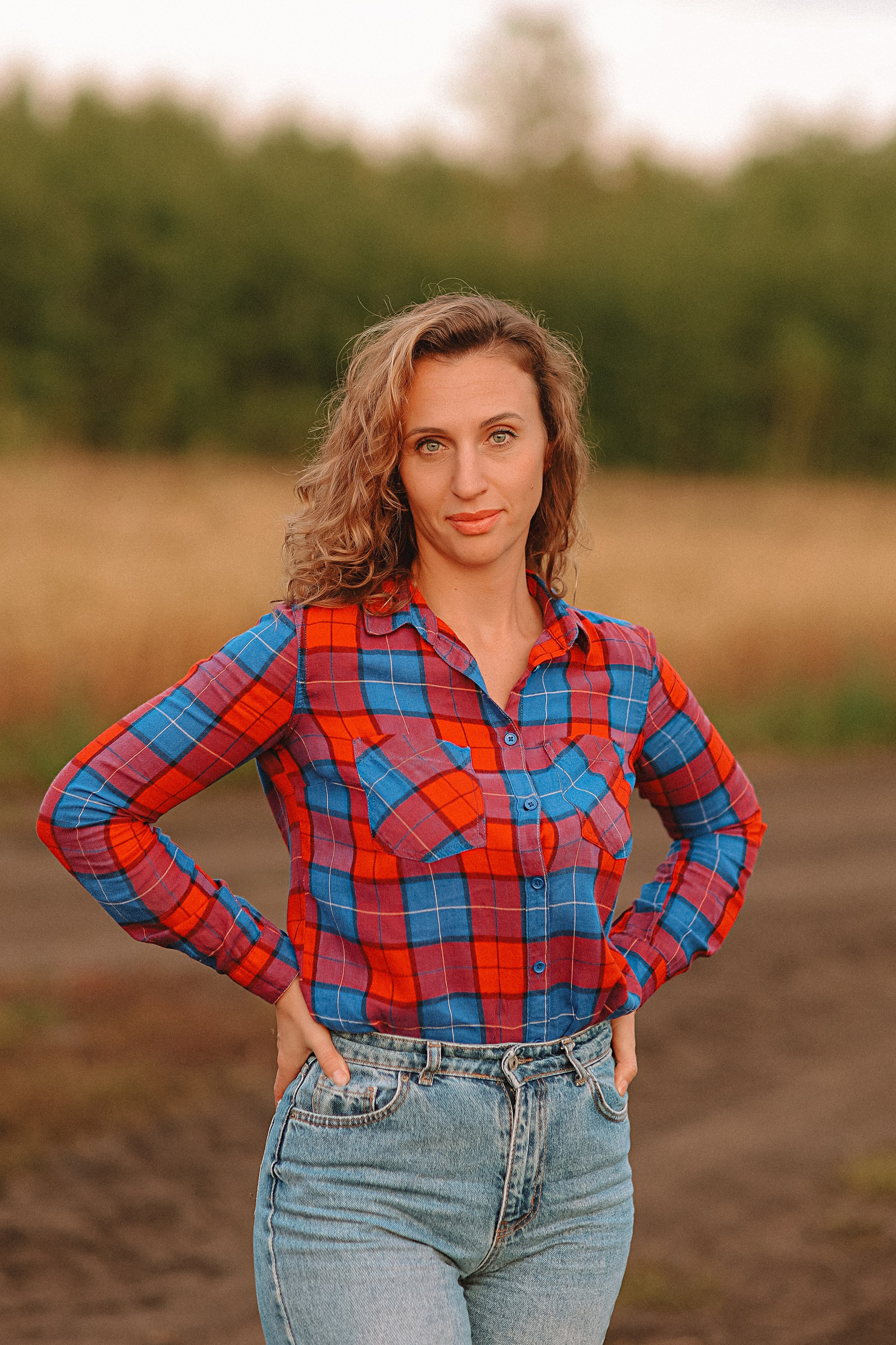 Поле. Семейный фотограф Тюмень, фотограф на роды Салмина Мария