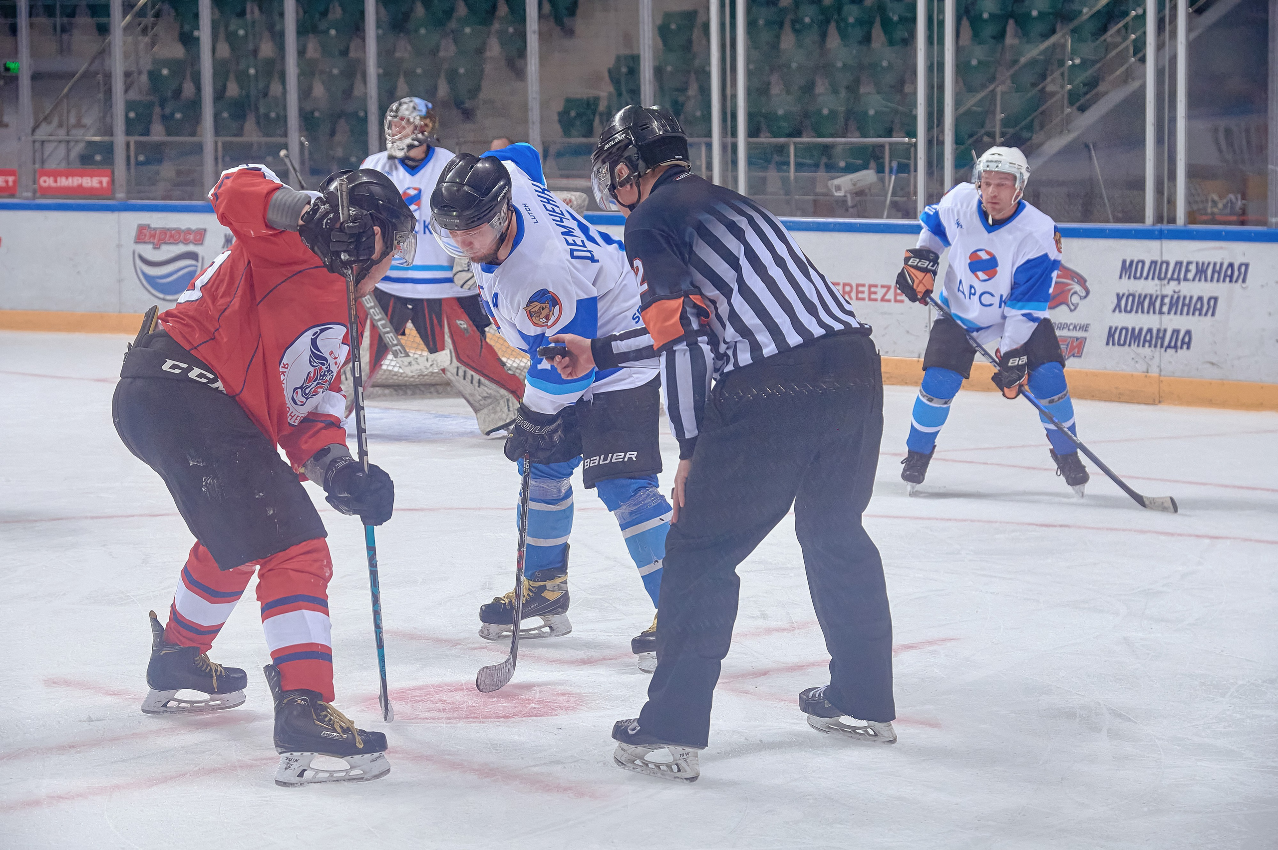 Платинум Арена — Хоккей — РусГидро. Фотограф Яковлев Роман — Красноярск