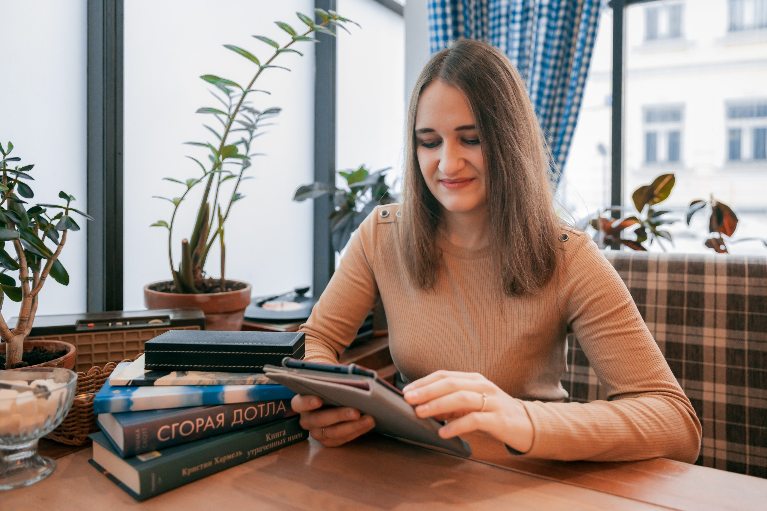 Майя. Интерьеры, Контент, Портреты | Фотограф в Москве Дани Терно