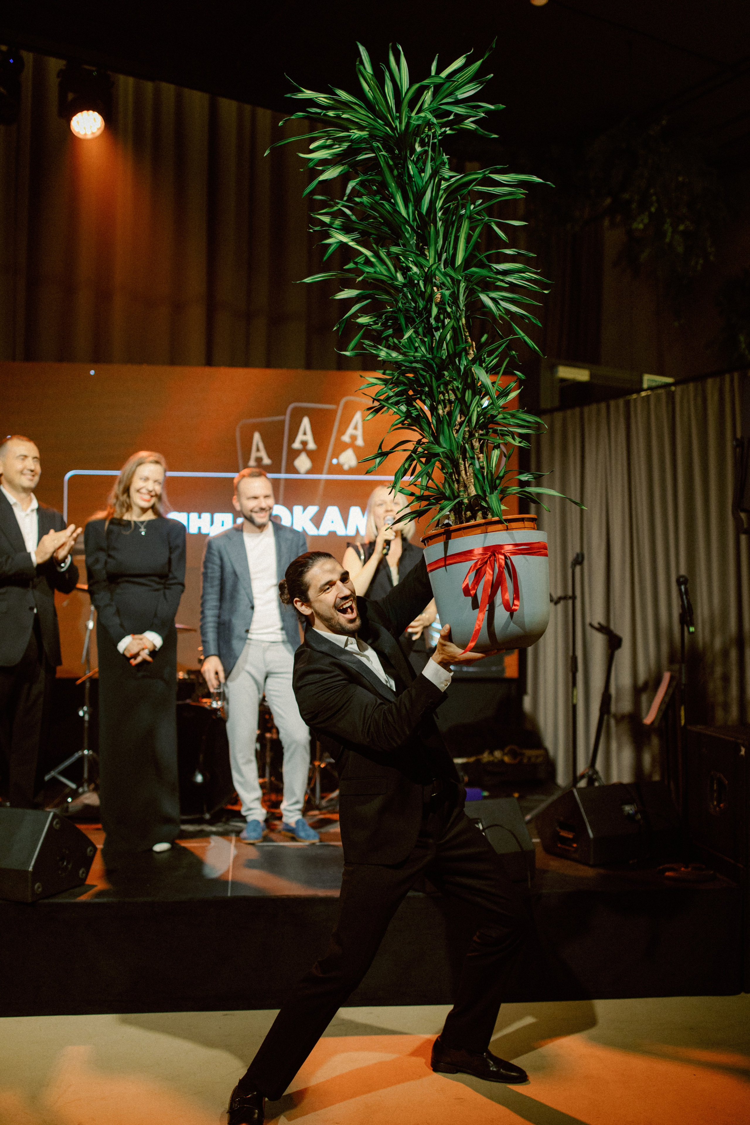 ЮКАМ. Свадебный и репортажный фотограф