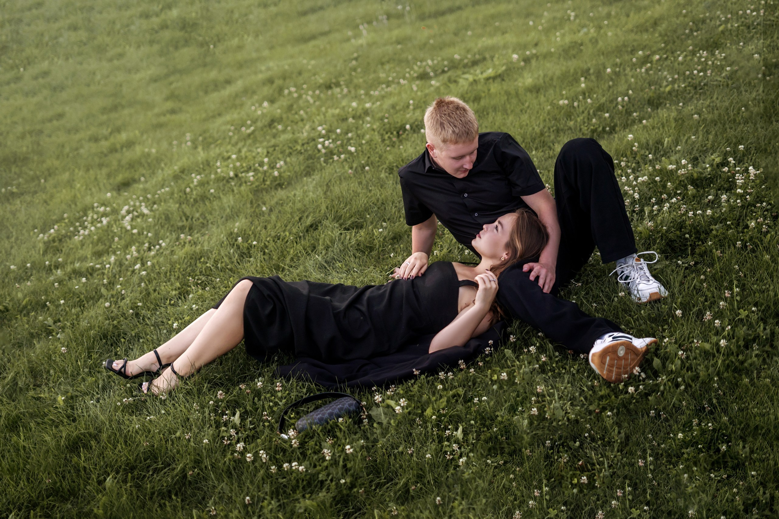 Лавстори Тобольск. Мила Посвит Фотограф новорожденных в Тобольске