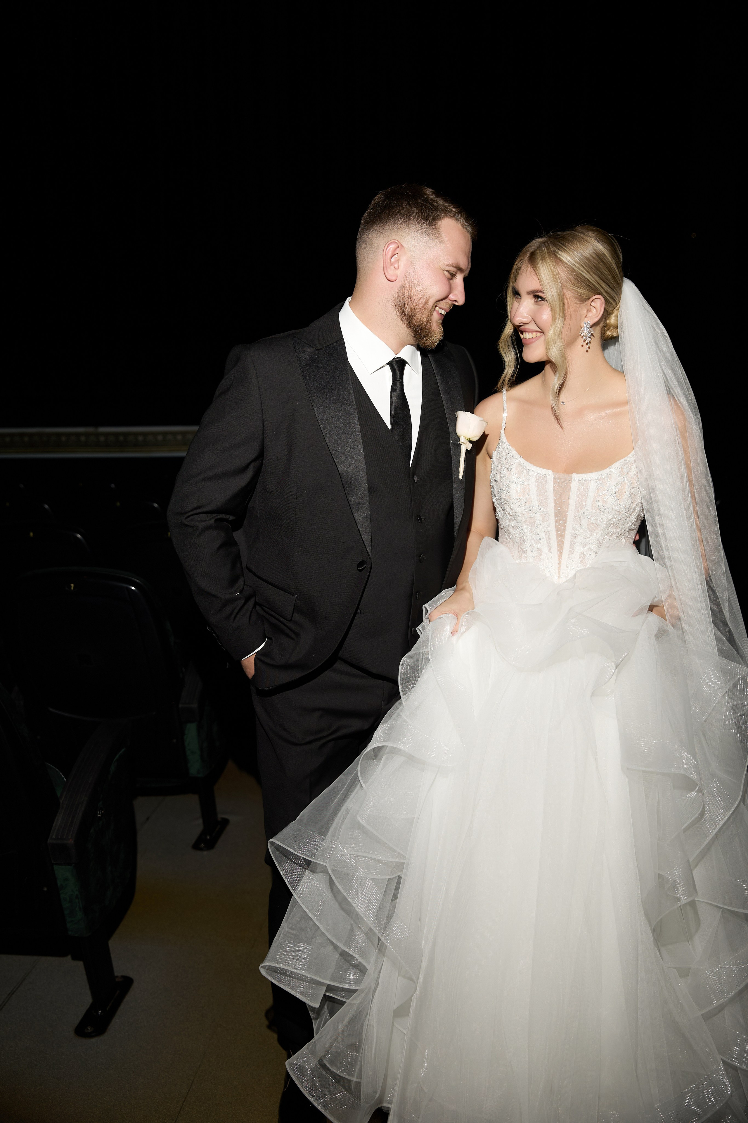 Мы рождены, чтобы сиять. Обо мне