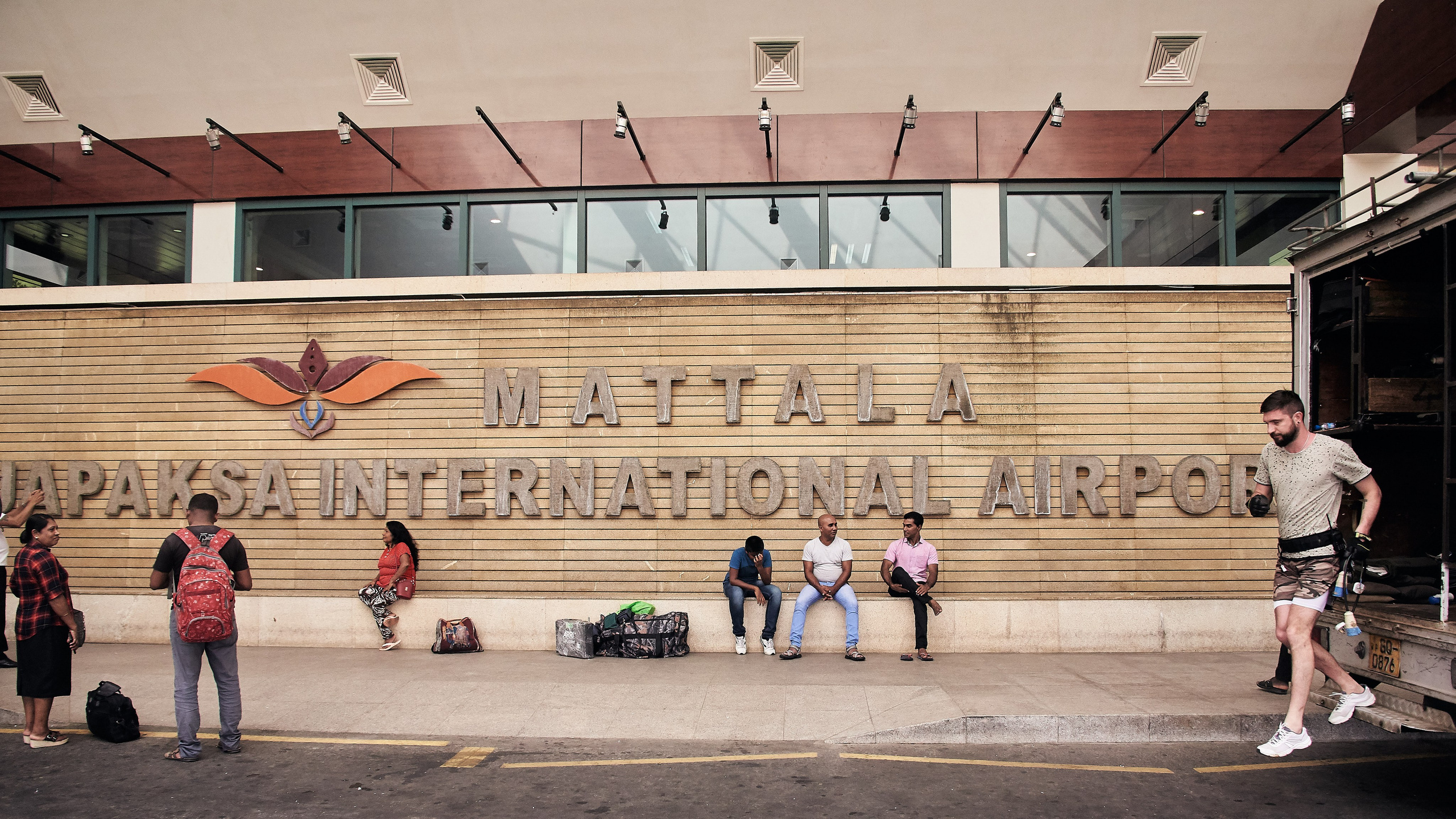 Булки — Аэропорт. Никита Хохловский фото и видео продакшн