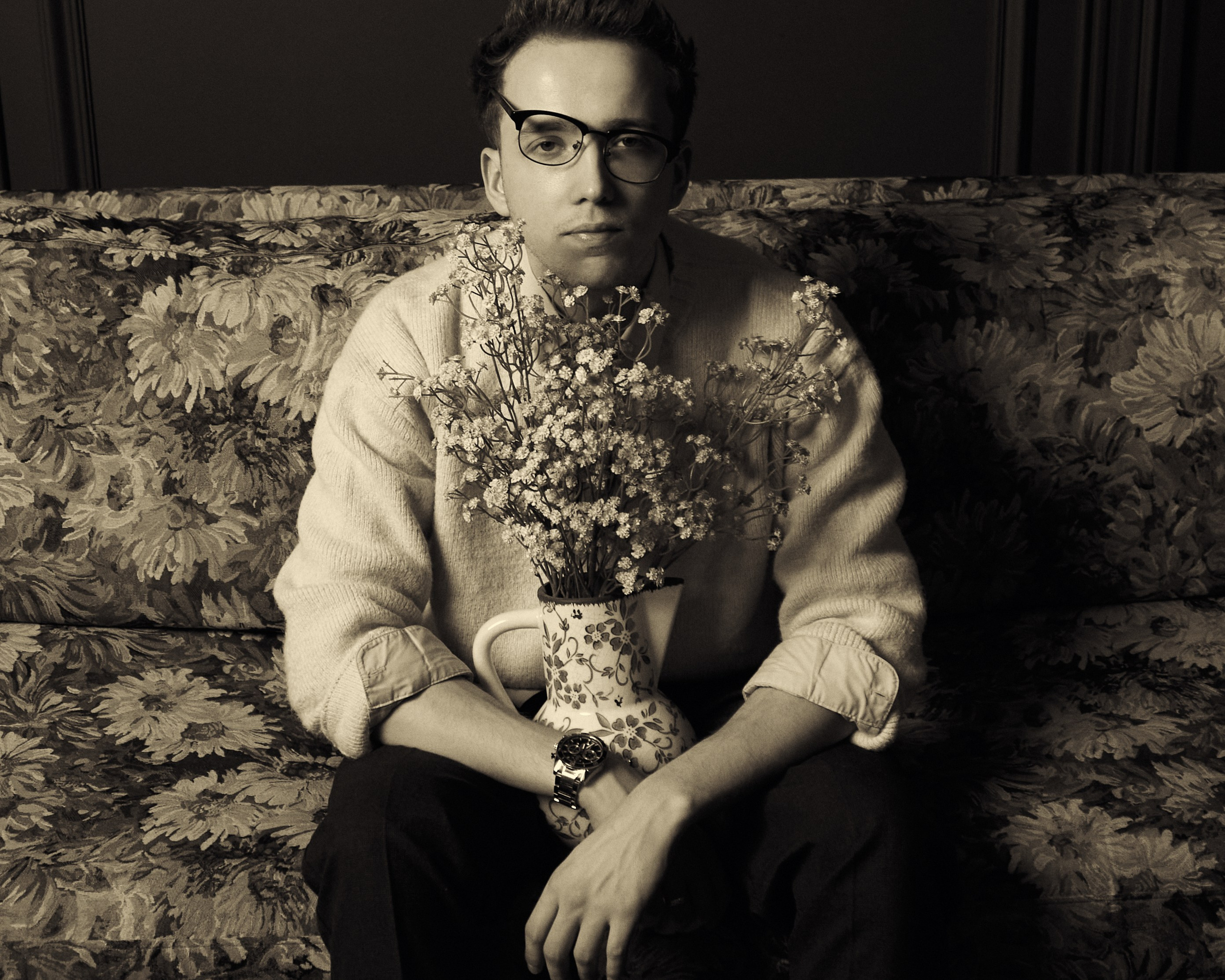 Максим. Главная