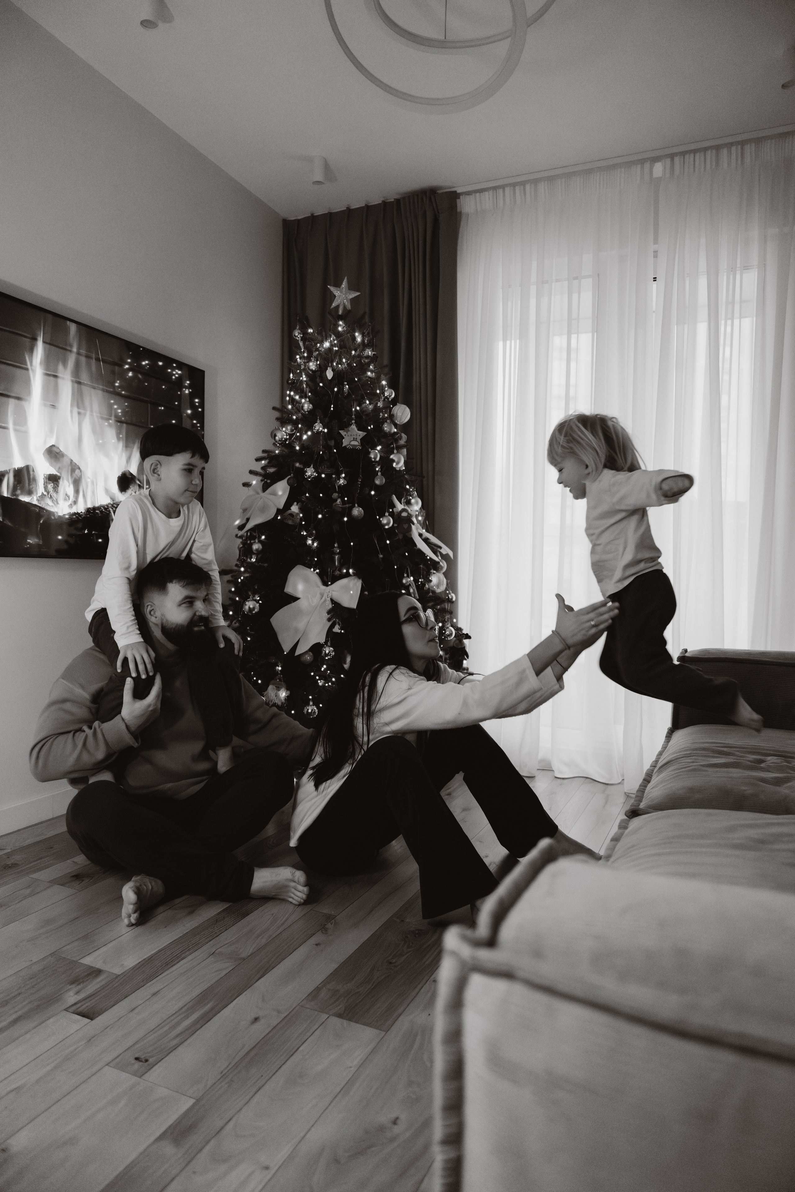 Яна, Дима, Мирон и Марк. Фотограф Мария Миллс | Минск