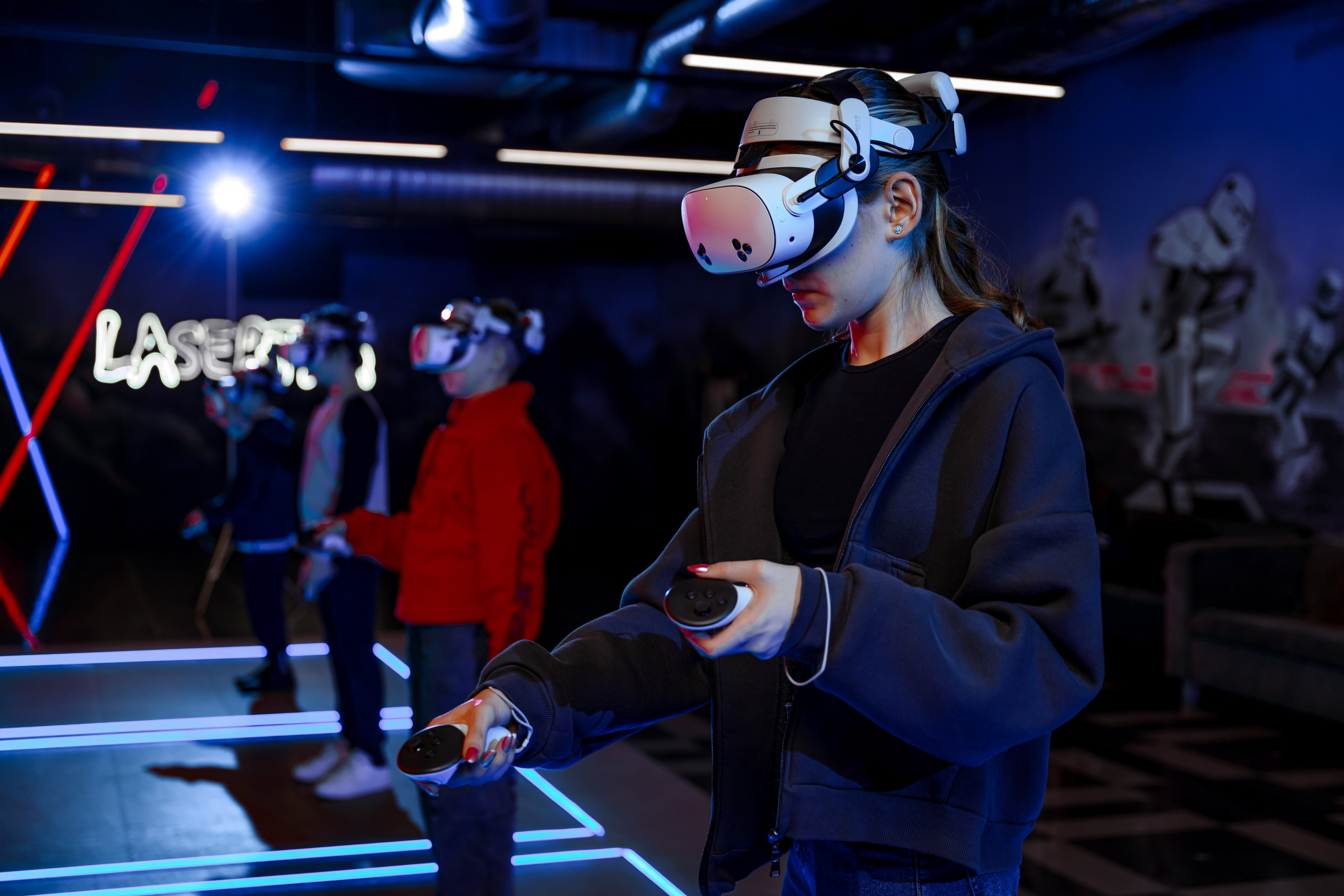 VIAR. Максим Комаров — Профессиональный фотограф