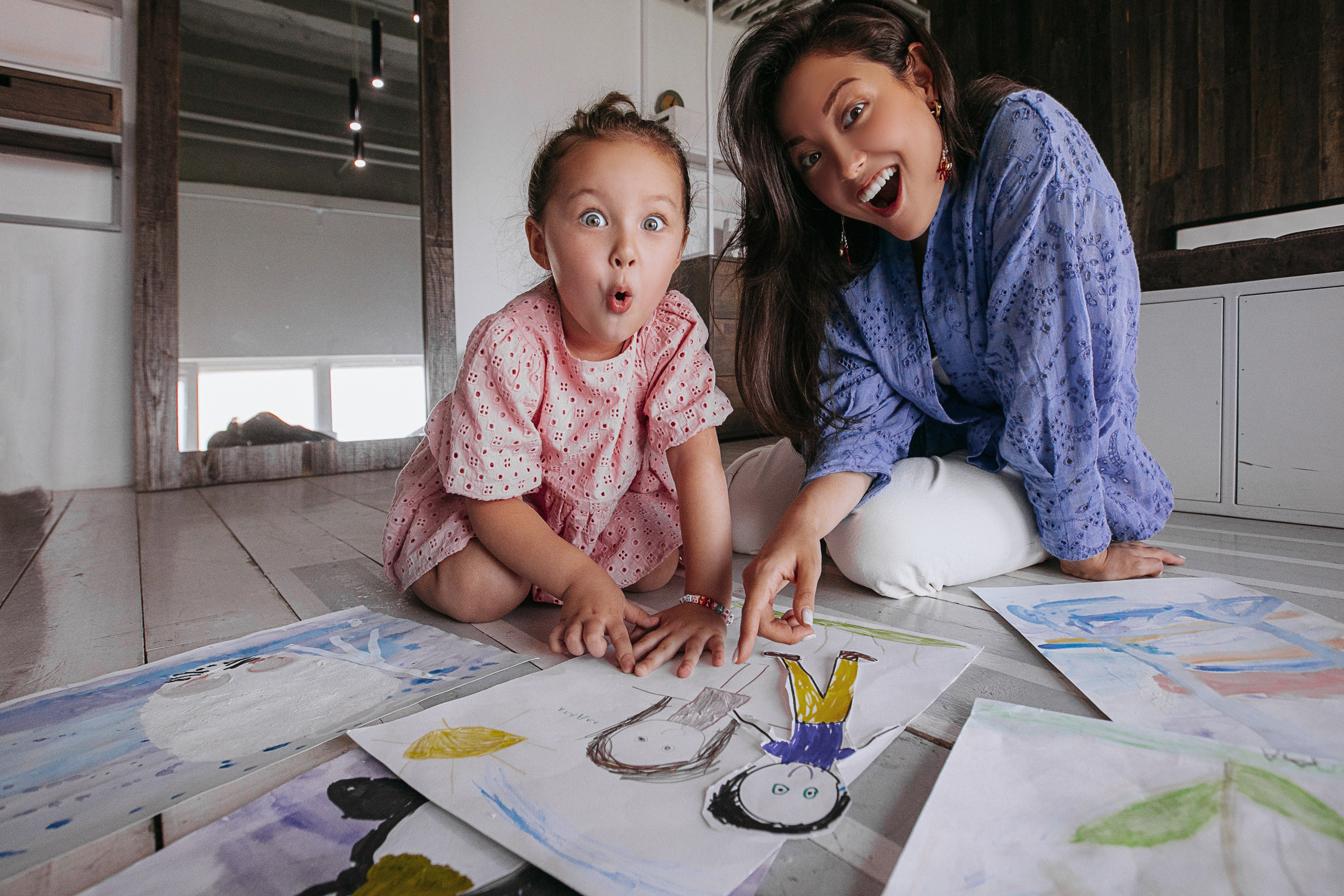 Семейное фото в студии. Фотограф-портретист Евгения Синкевич в Риге и Европе