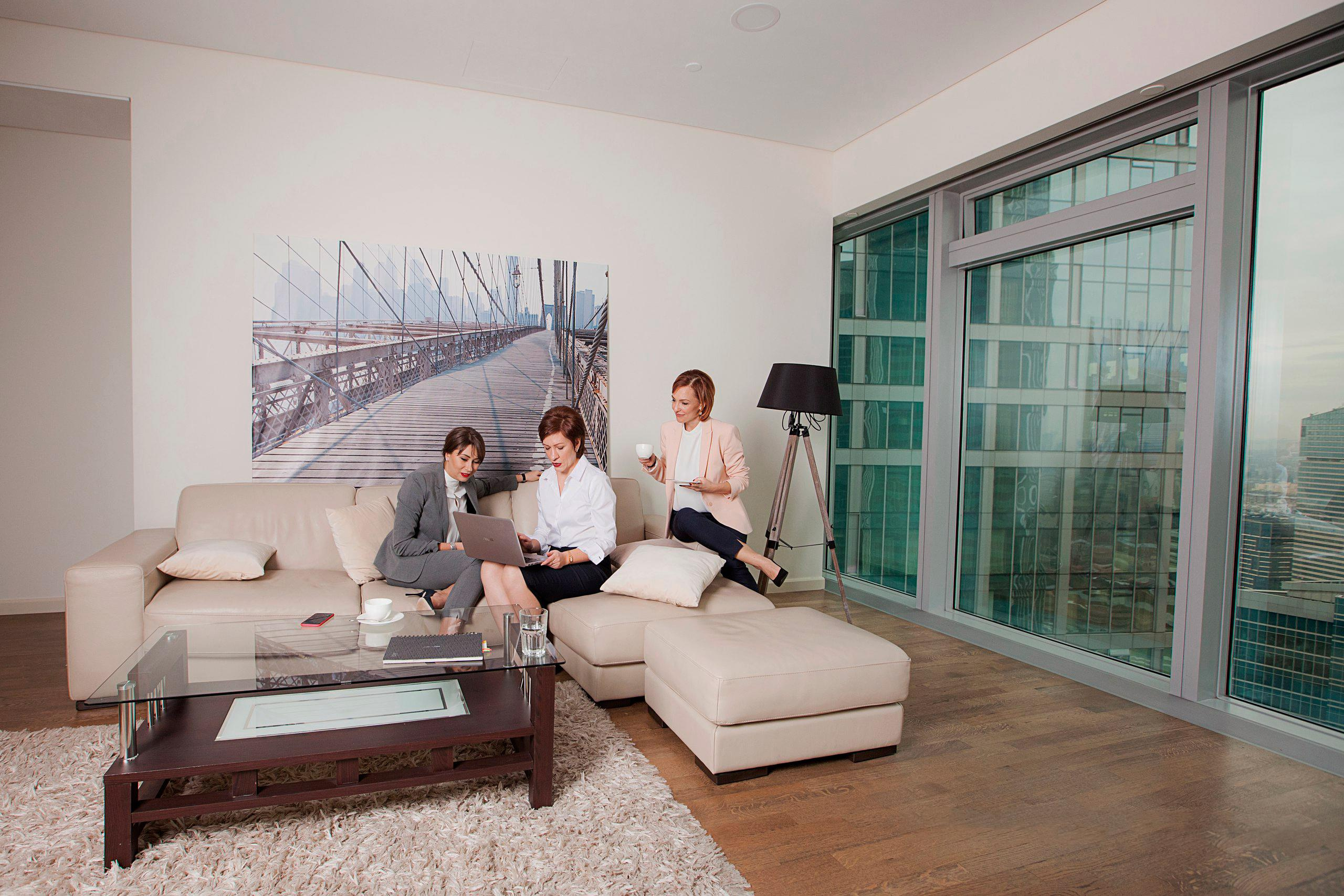 BUSINESS studio. Evgeniia Sinkevich. Photographer in Riga and Europe