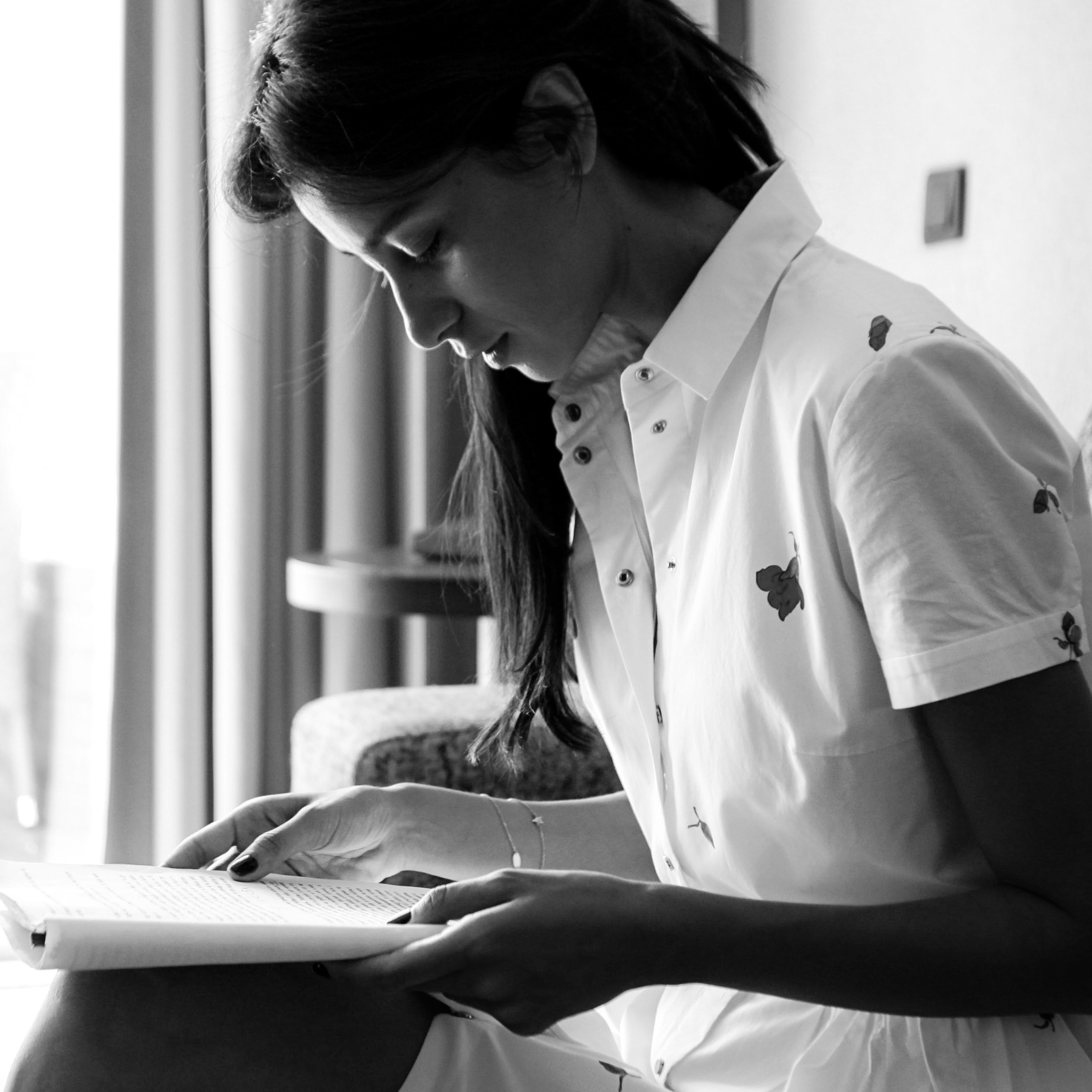 Равшана Куркова. Фотограф-портретист Евгения Синкевич в Риге и Европе