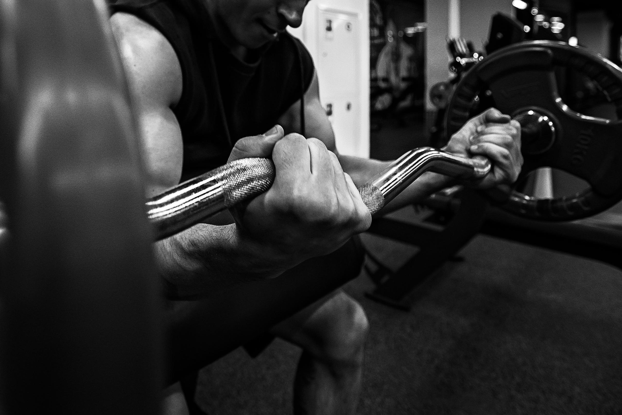 Мужская спортивная съемка. Фотограф-портретист Евгения Синкевич в Риге и Европе