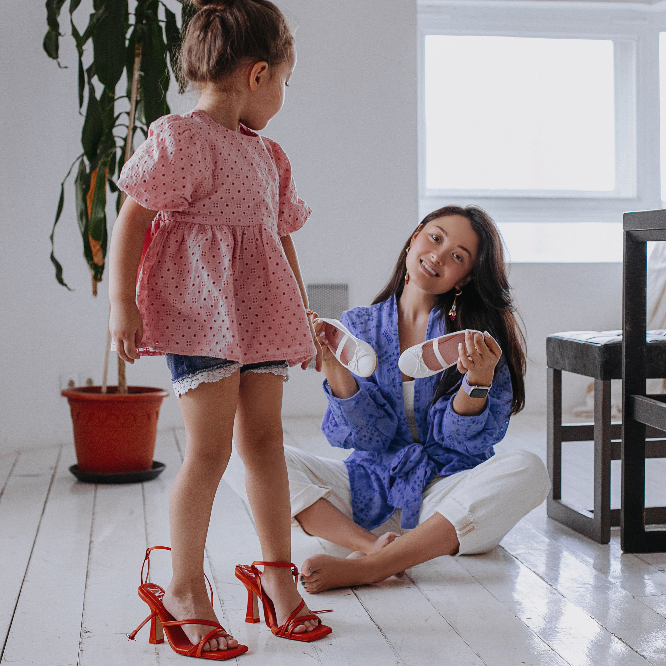 Семейное фото в студии. Фотограф-портретист Евгения Синкевич в Риге и Европе