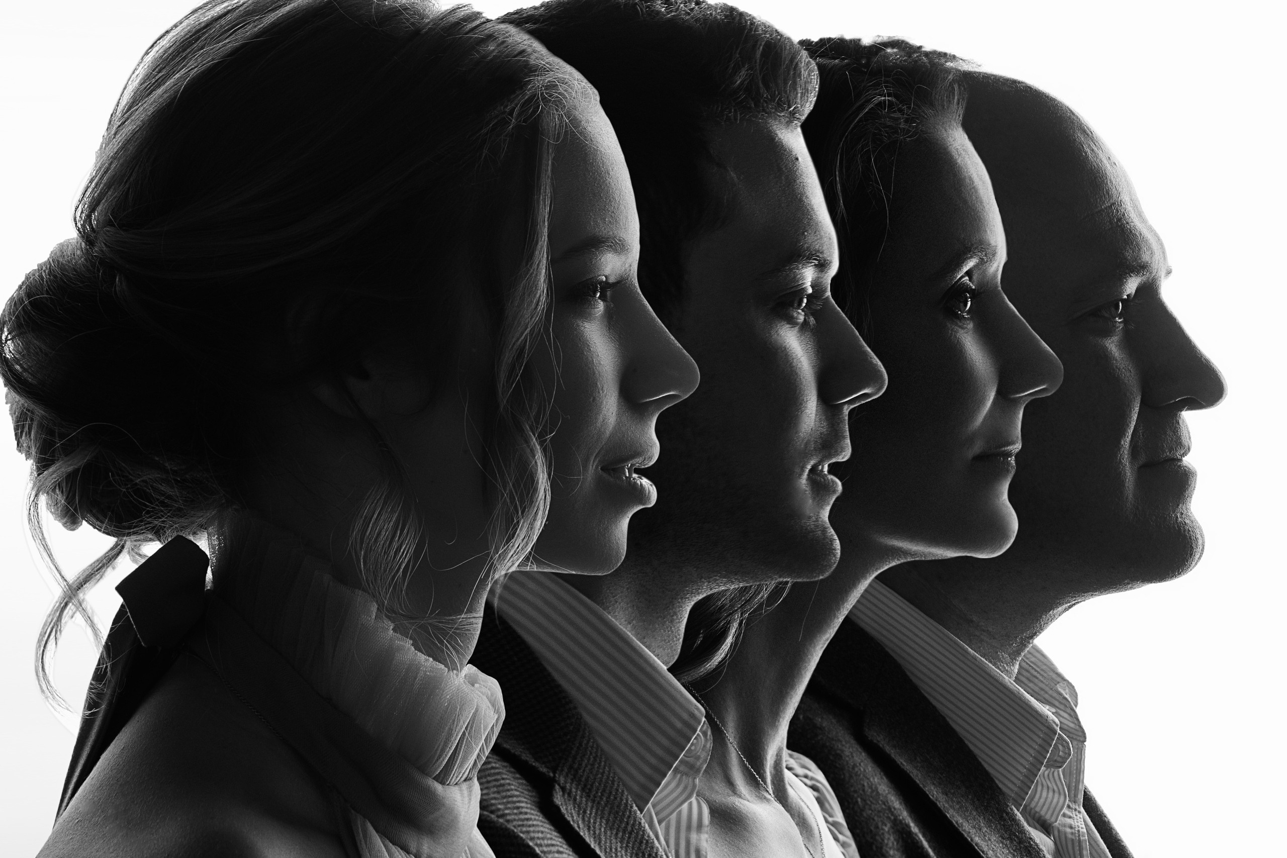 Семейное фото в студии. Фотограф-портретист Евгения Синкевич в Риге и Европе