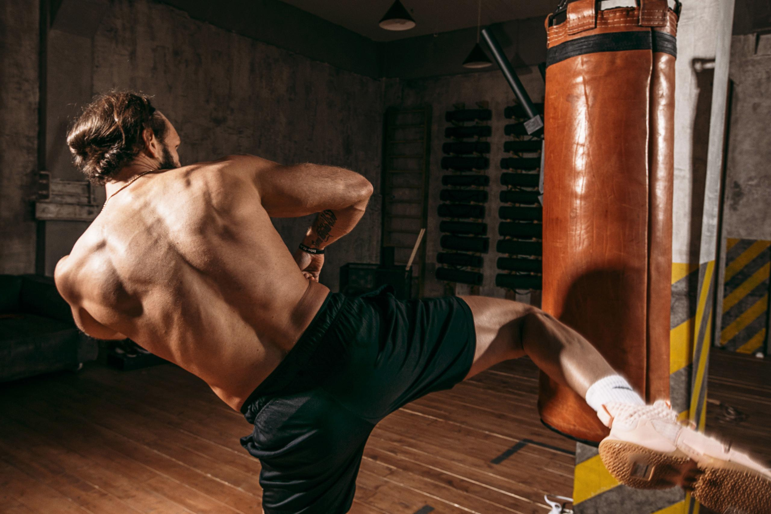 Мужская спортивная съемка. Фотограф-портретист Евгения Синкевич в Риге и Европе
